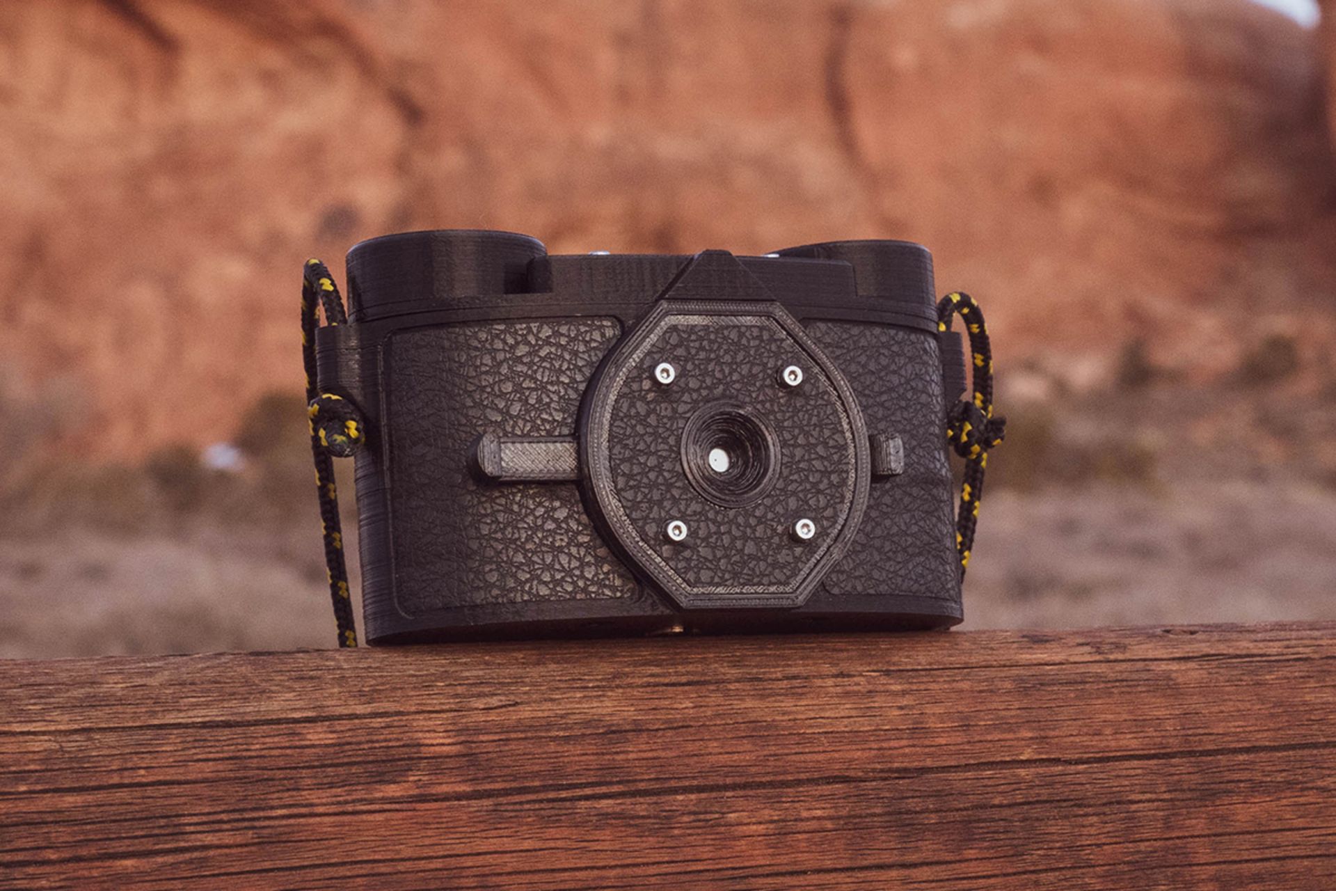 دوربین سوراخ سوزنی SCURA