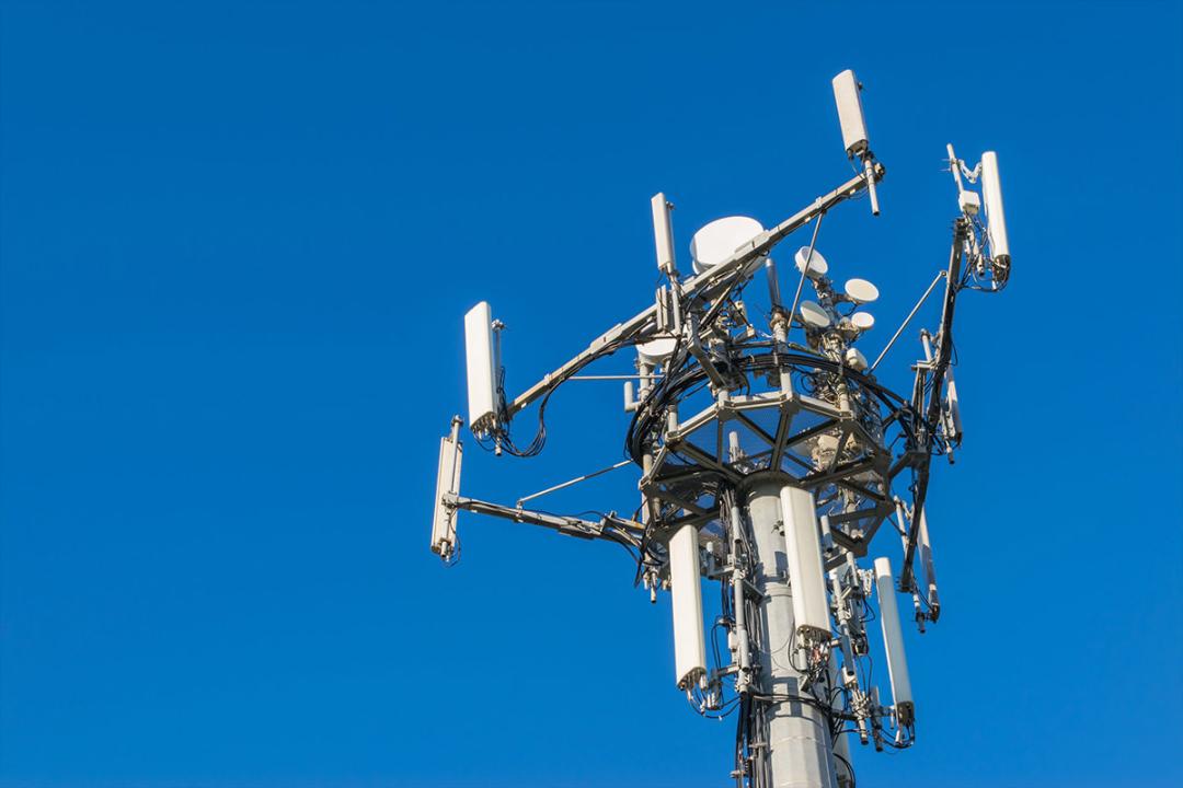دکل فایوجی / 5G Tower