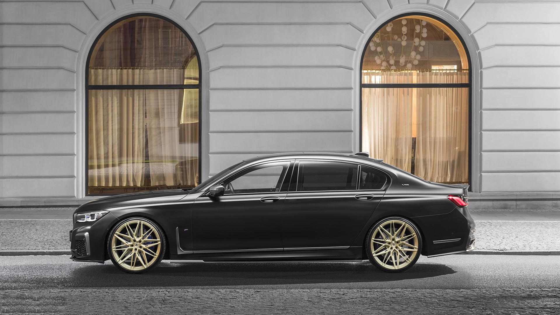 BMW M760Li / بی ام و سری 7