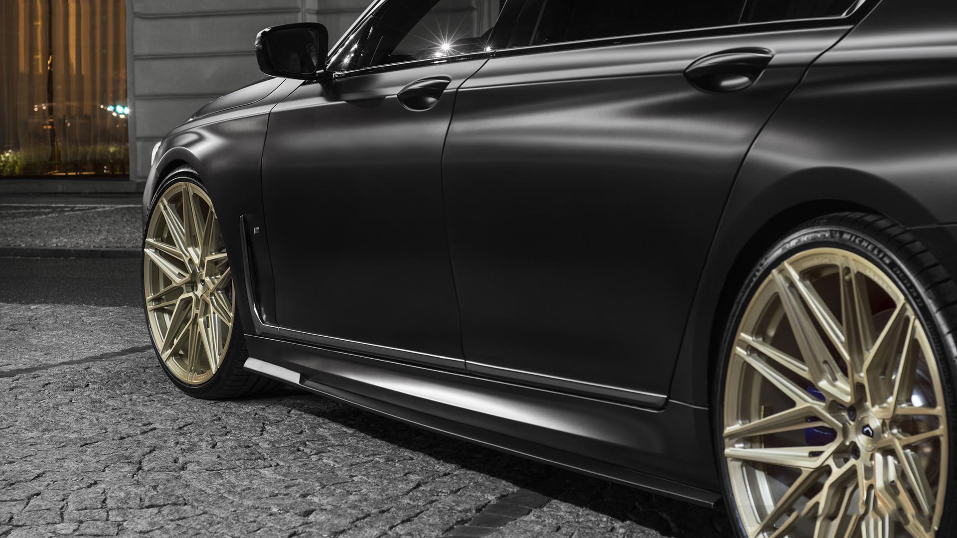 BMW M760Li / بی ام و سری 7