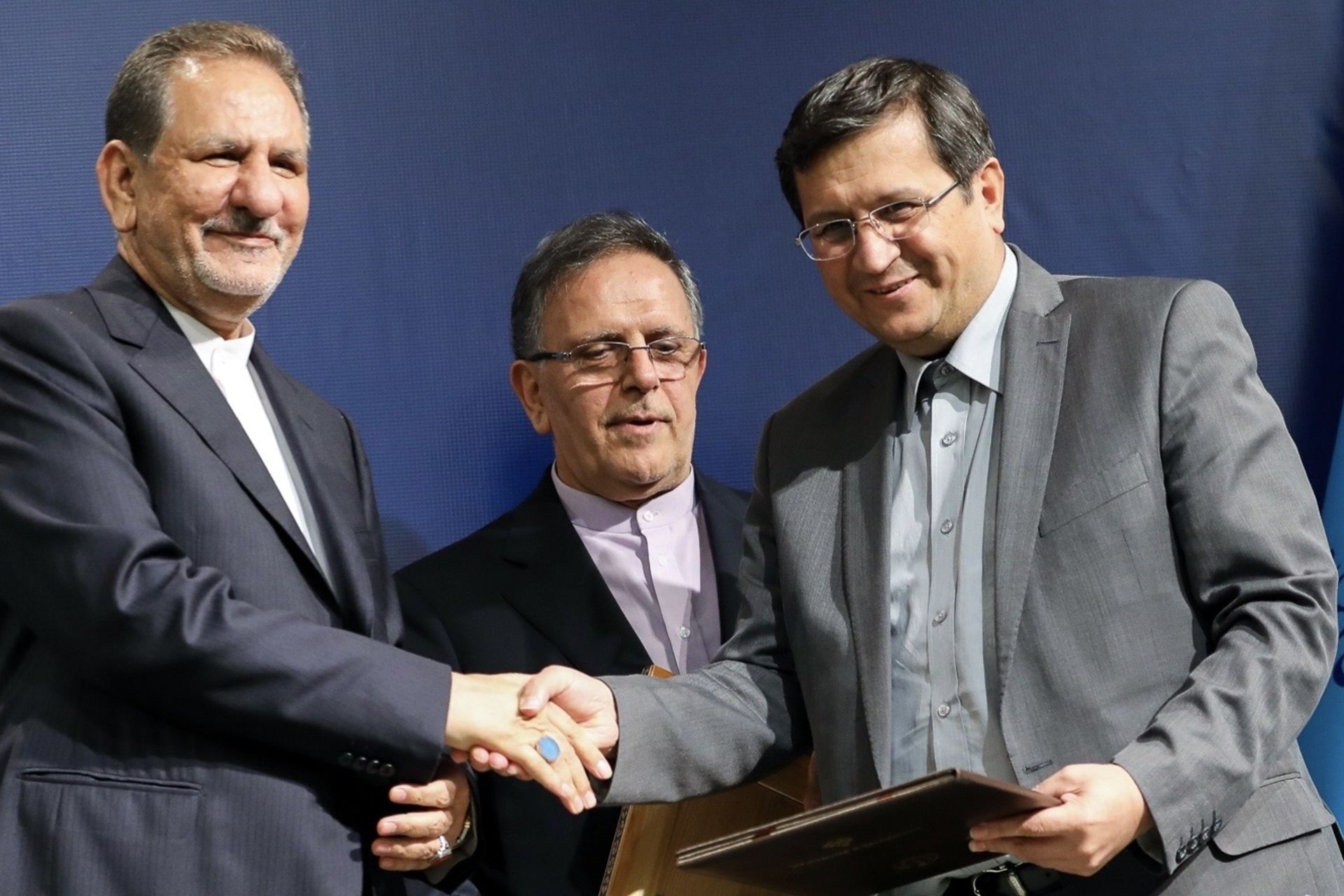 عبدالناصر همتی