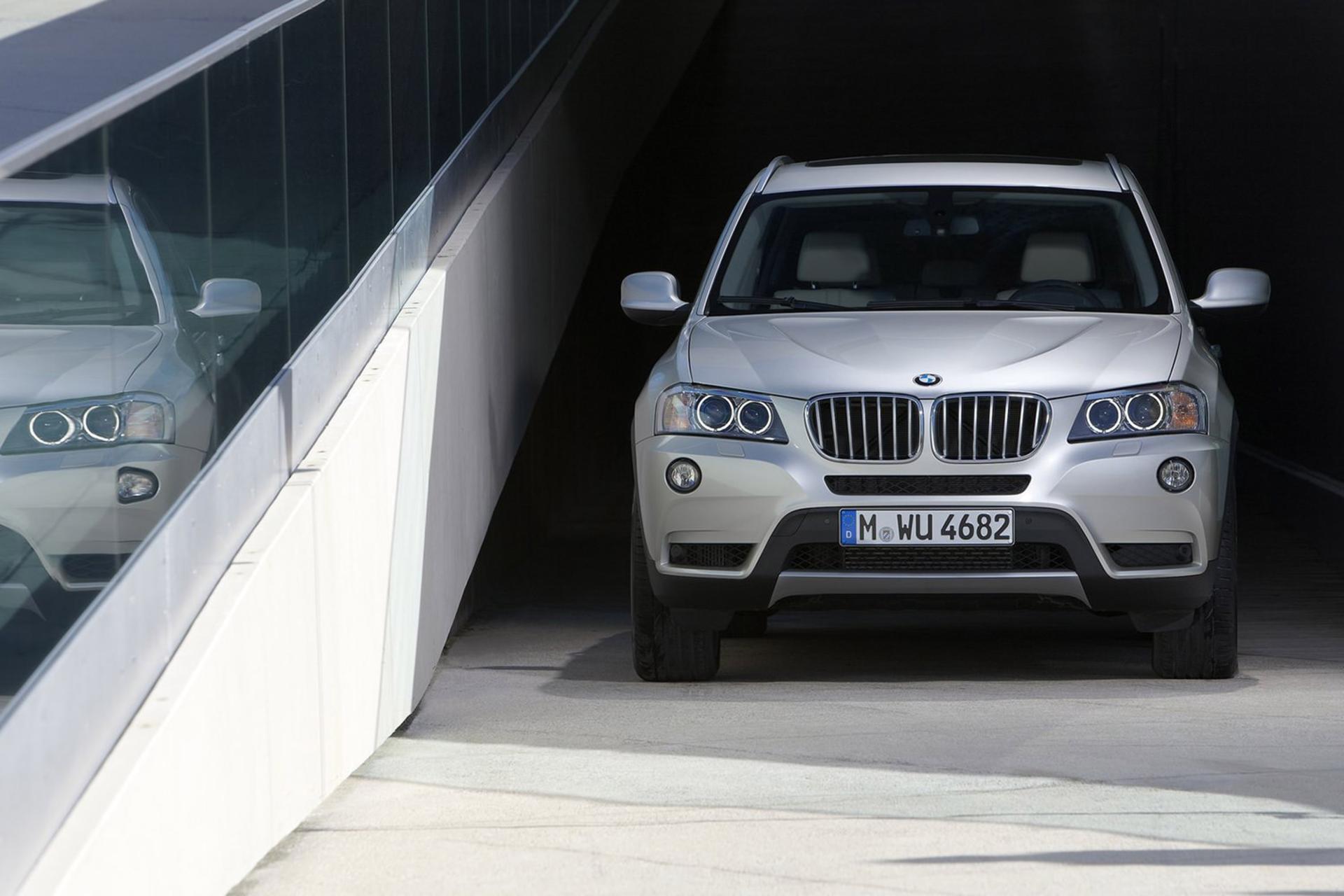 BMW X3 2011