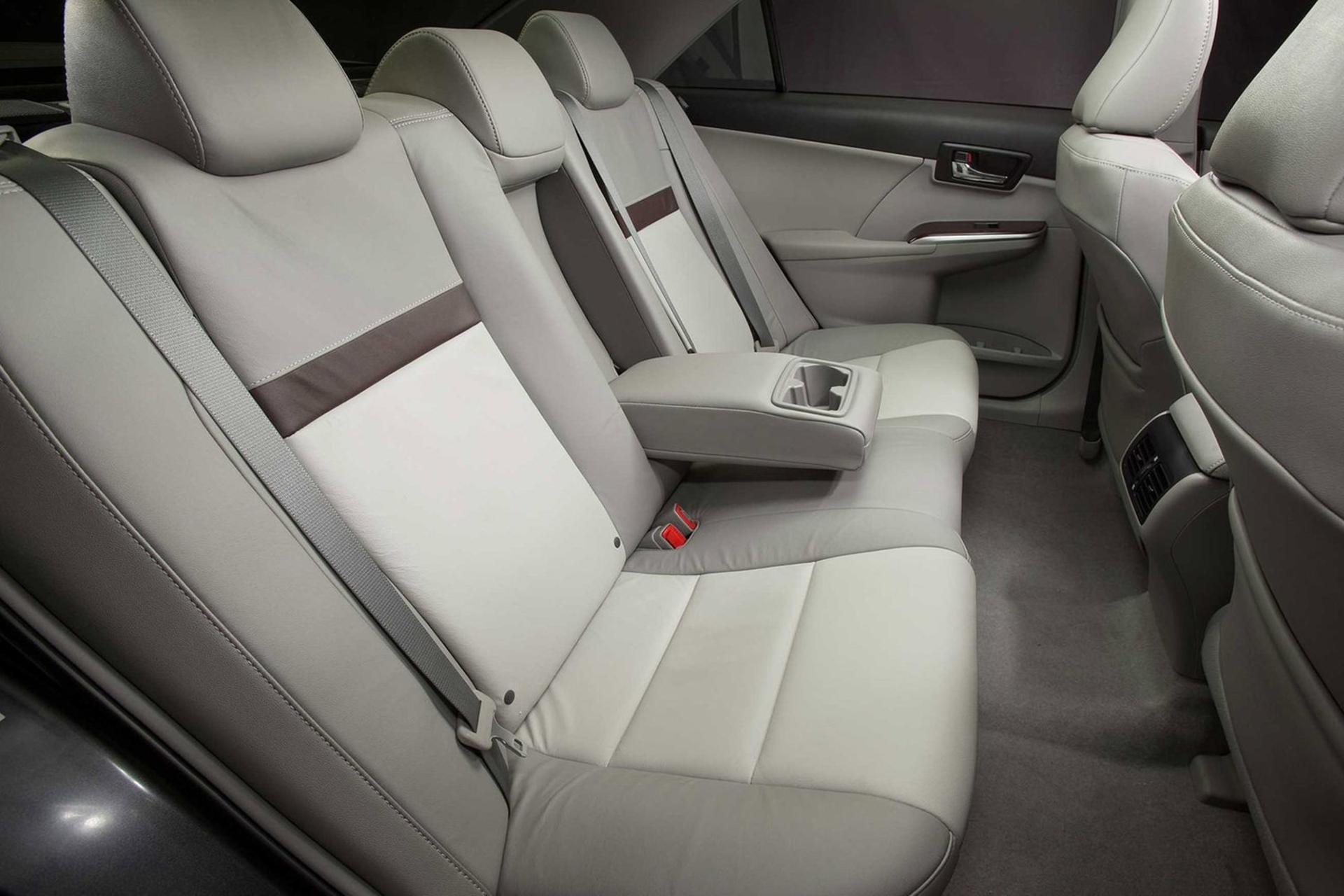 Toyota Camry 2012