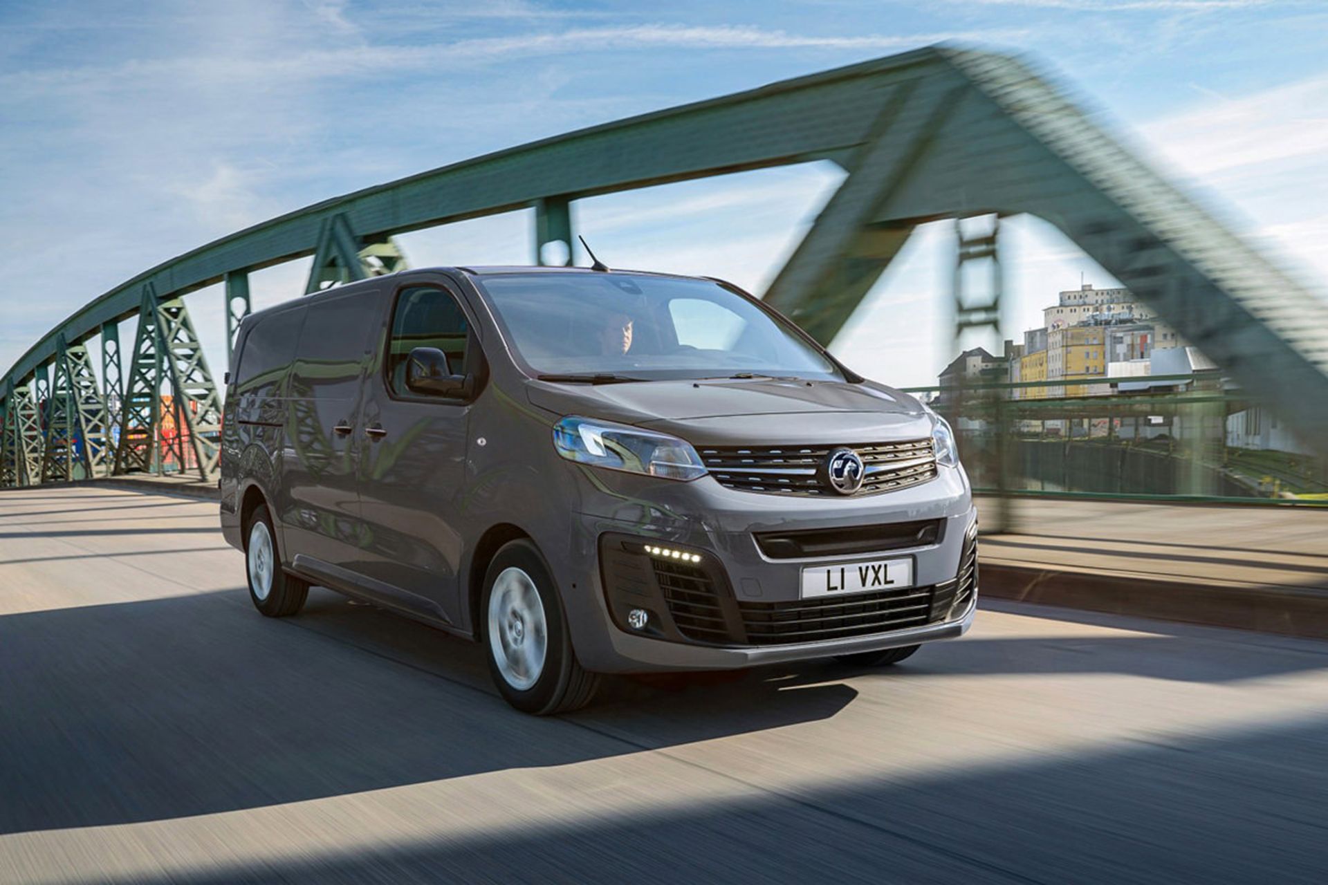 Vauxhall Vivaro-e van / ون برقی واکسهال