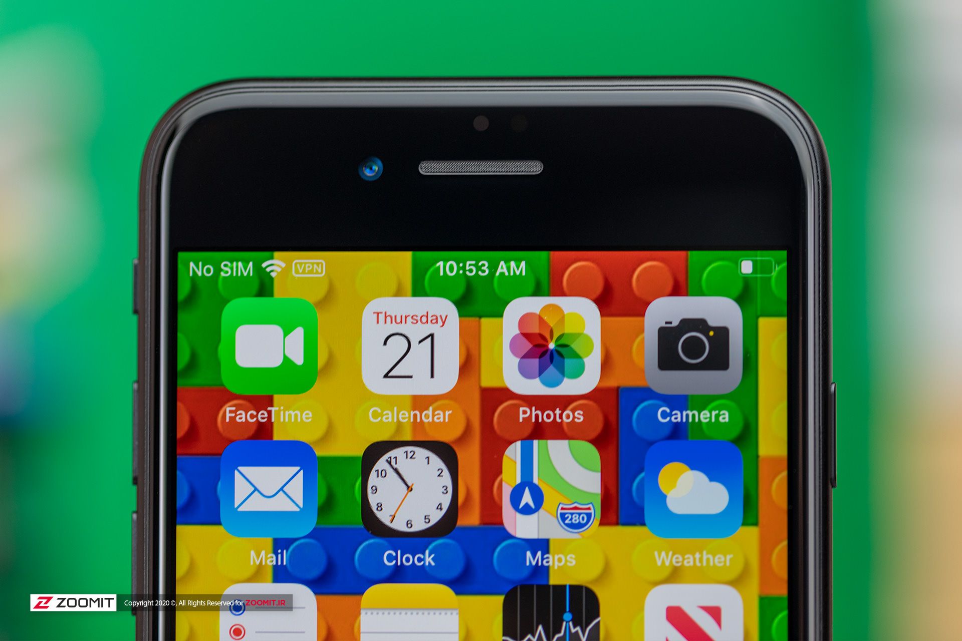 آیفون اس ای ۲۰۲۰ / iPhone SE 2020