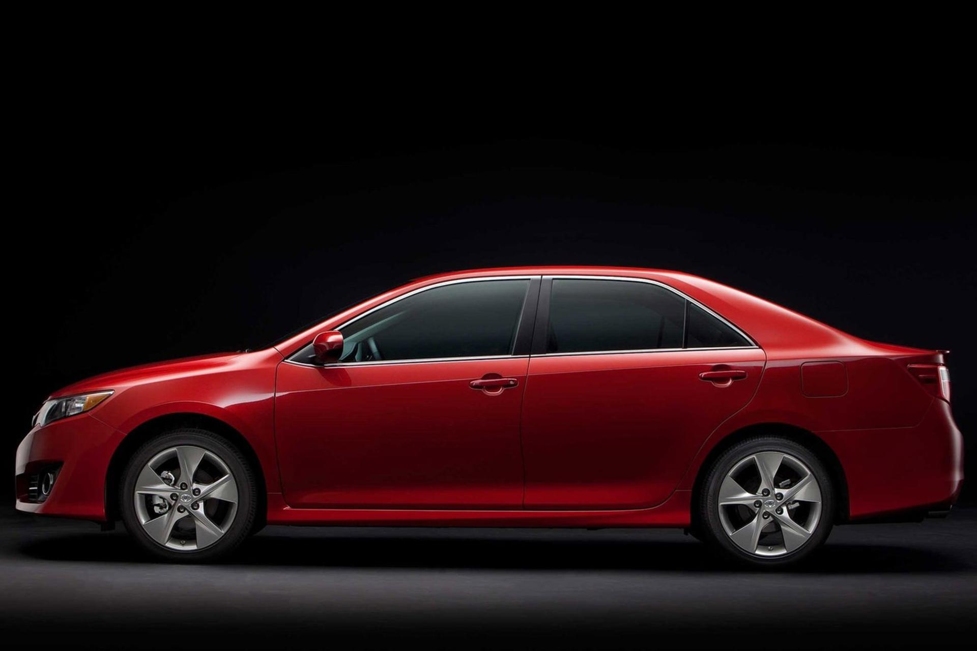 Toyota Camry 2012