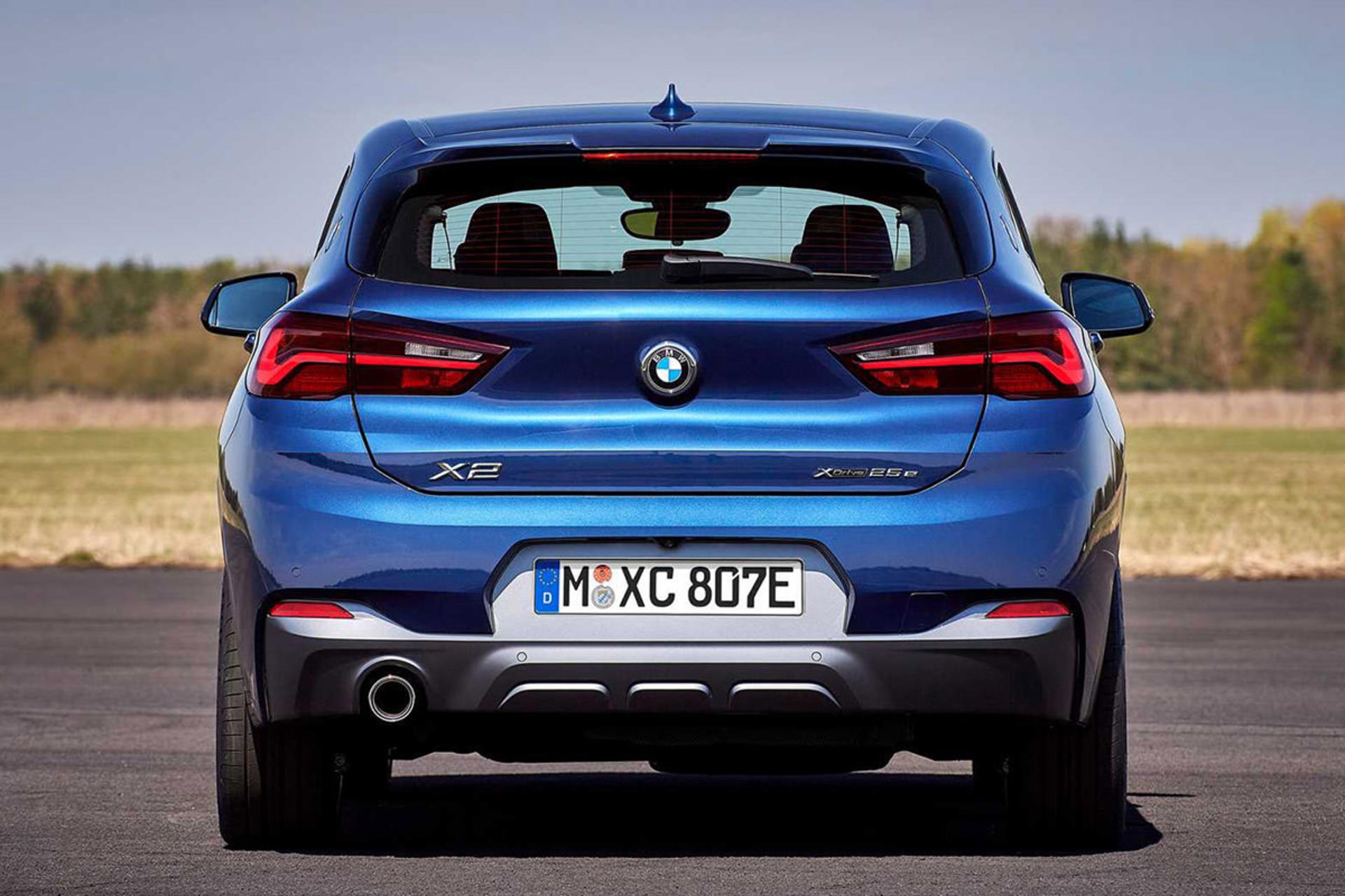 X2 xDrive25e بی‌ام‌و