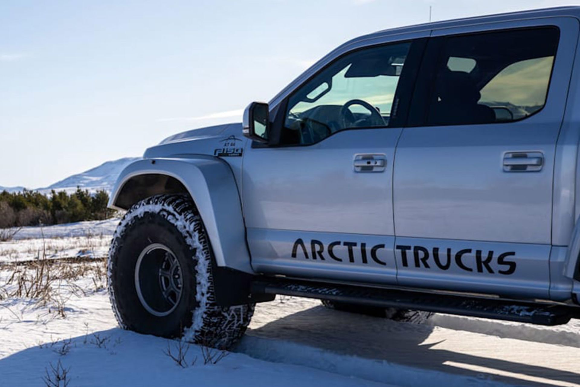 فورد اف-۱۵۰ با تیونینگ آرکتیک تراکس