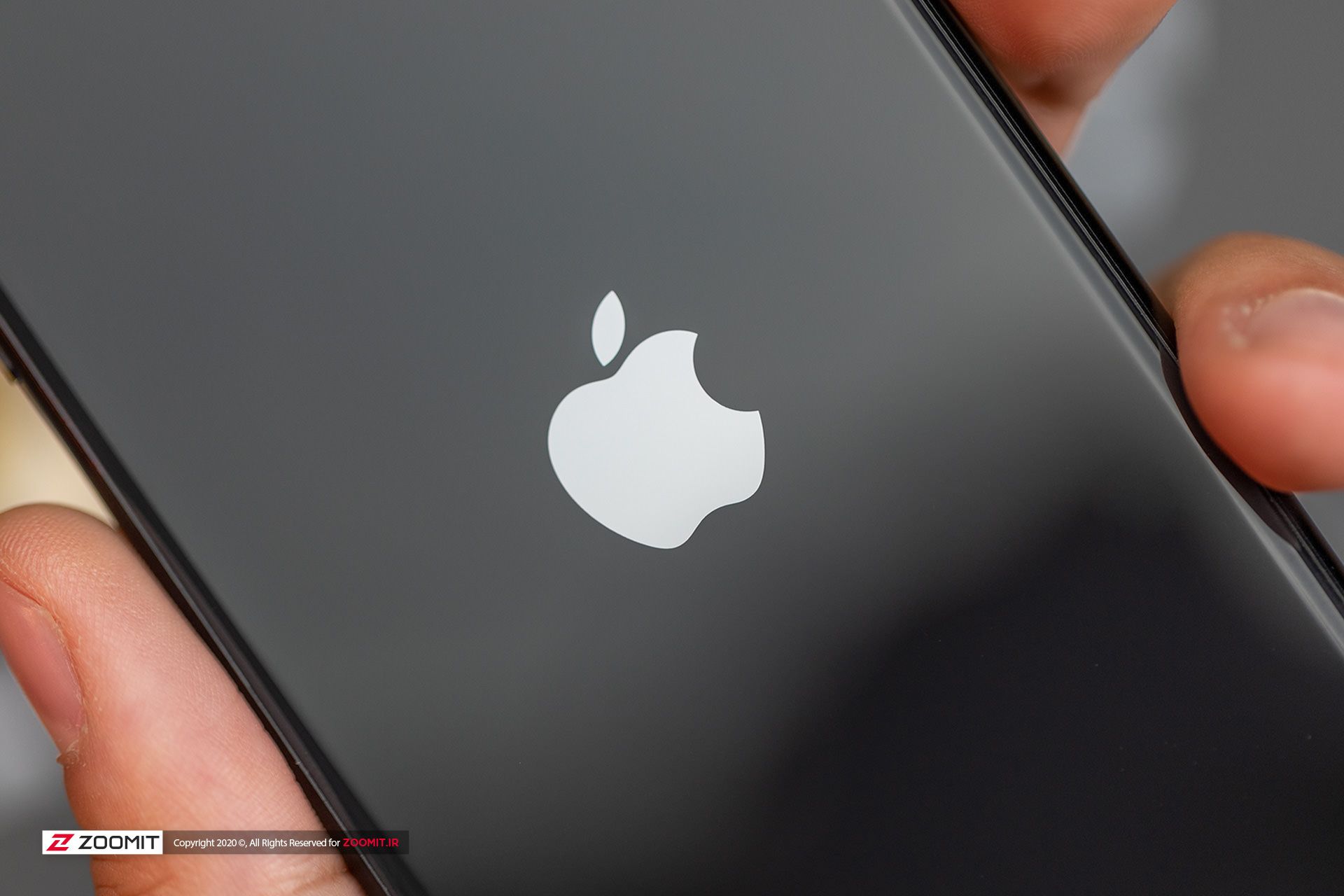 آیفون اس ای ۲۰۲۰ / iPhone SE 2020