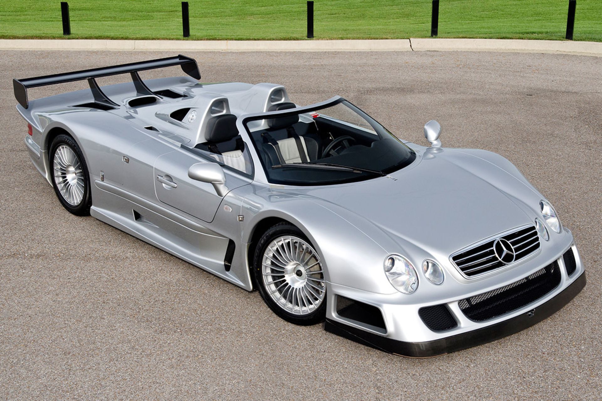 Mercedes-Benz CLK GTR Roadster