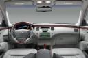 کابین خودرو هیوندای آزرا ۲۰۰۶ نمایش فرمان، دنده، آینه و صندلی و .../Hyundai Azera 2006 