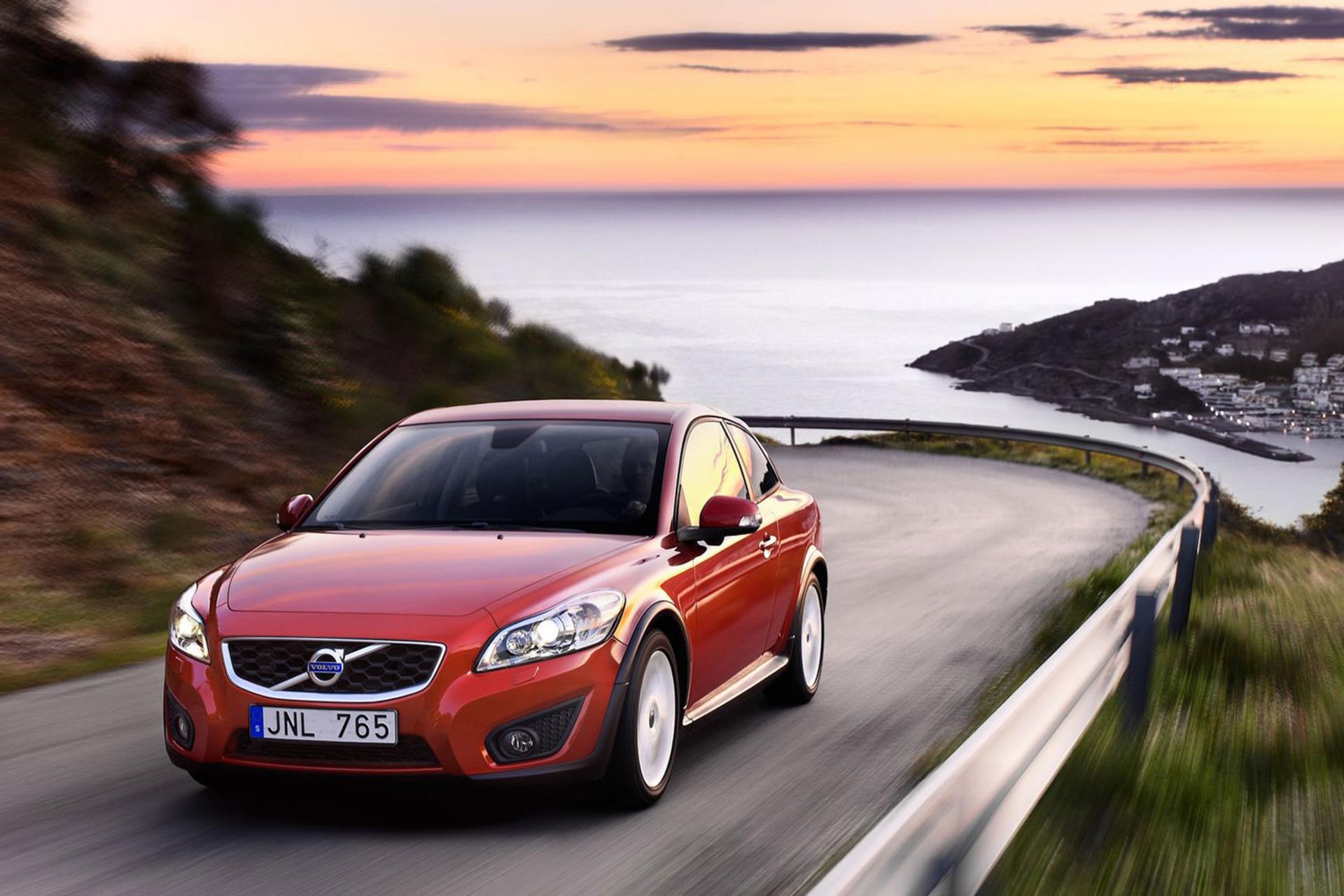 خودرو ولوو / Volvo C30 T5 2010 نمای جلو ۰۴