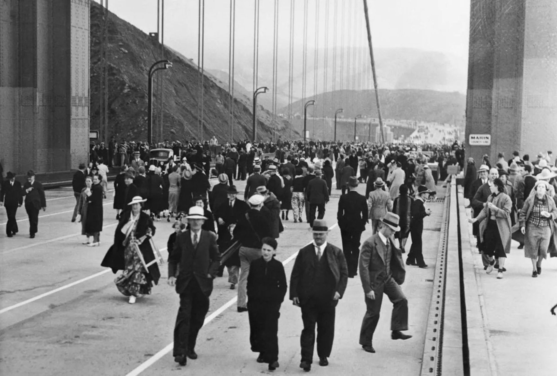 افتتاح پل گلدن گیت / Golden Gate