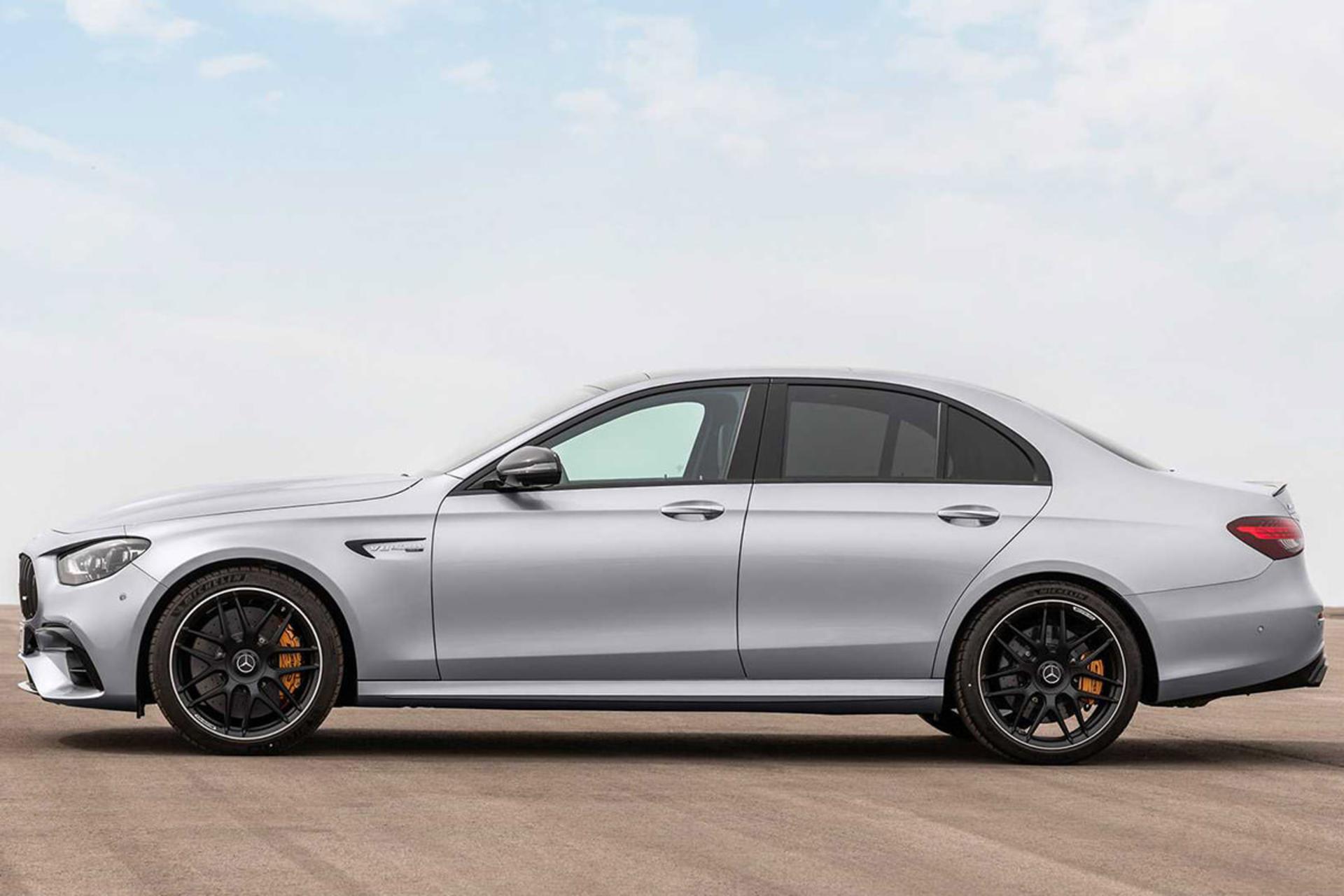 مرسدس بنز E63 S AMG با رینگ‌های پنج پره مشکی