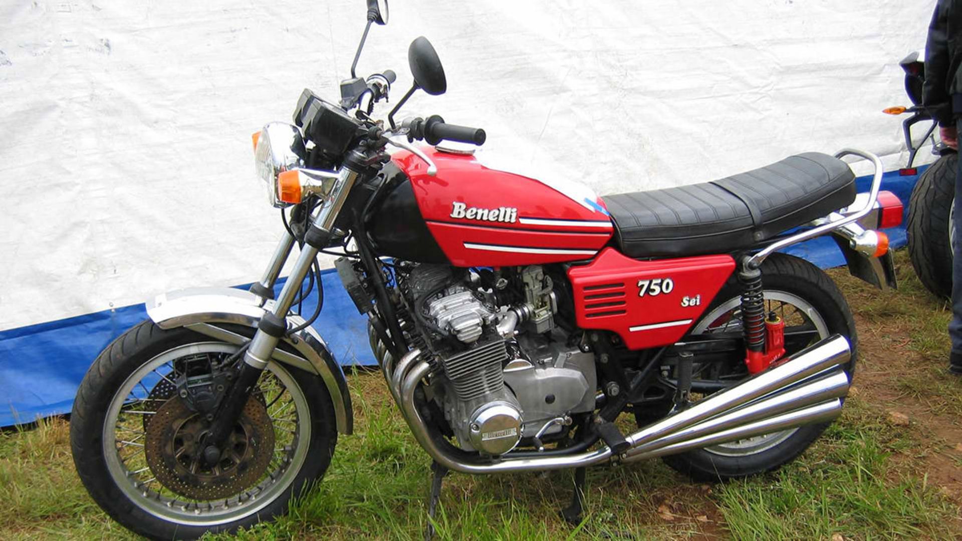 Benelli 750 Sei / موتورسیکلت بنلی