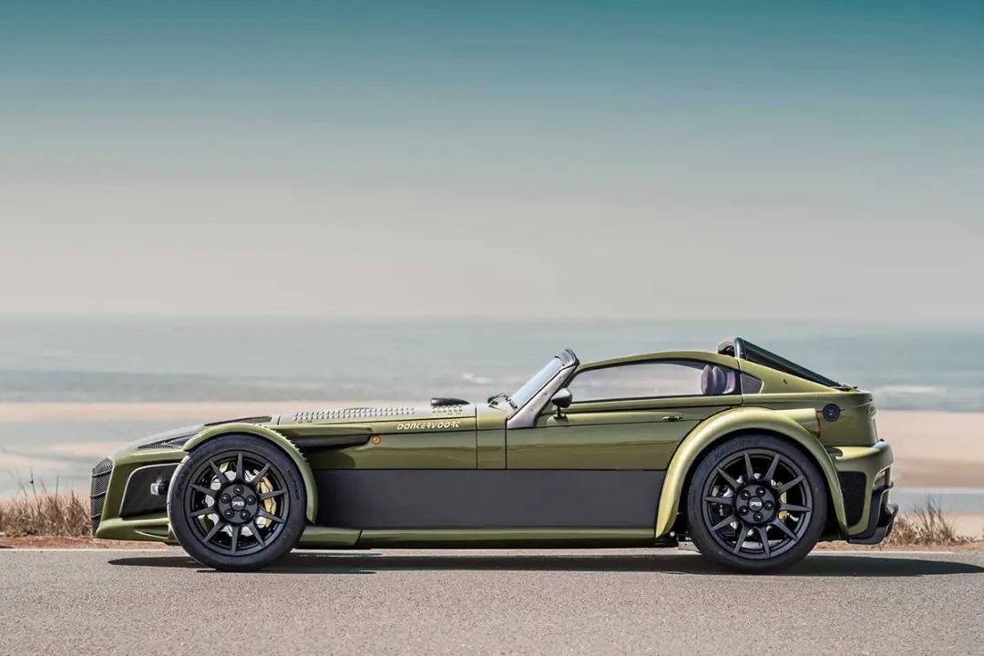 دانکرورت JD70 در کنار ساحل دریا