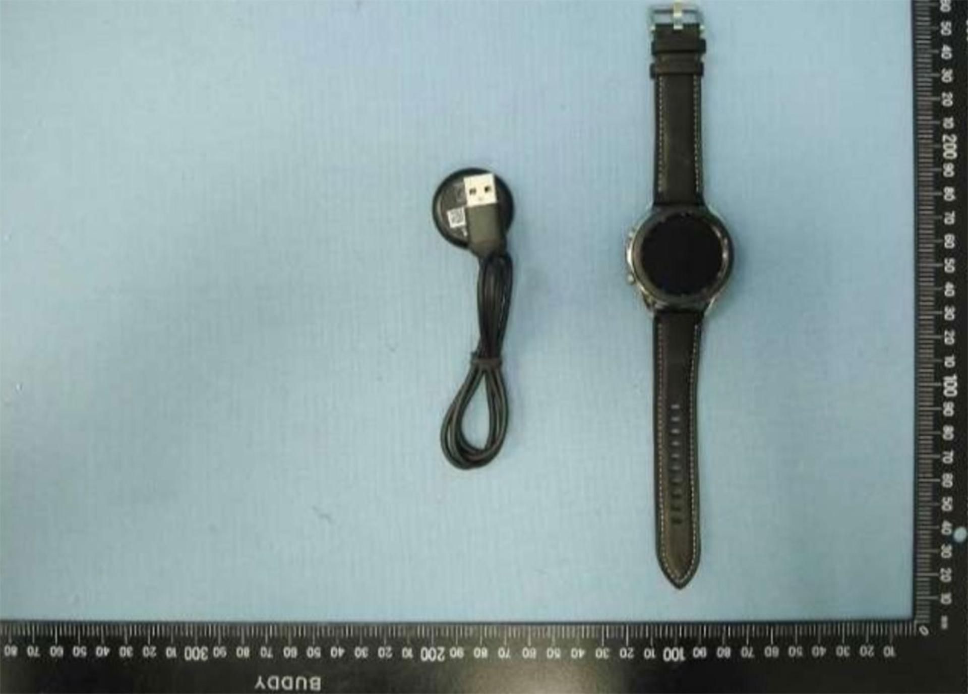 گلکسی واچ 3 / Galaxy Watch 3 به همراه شارژر