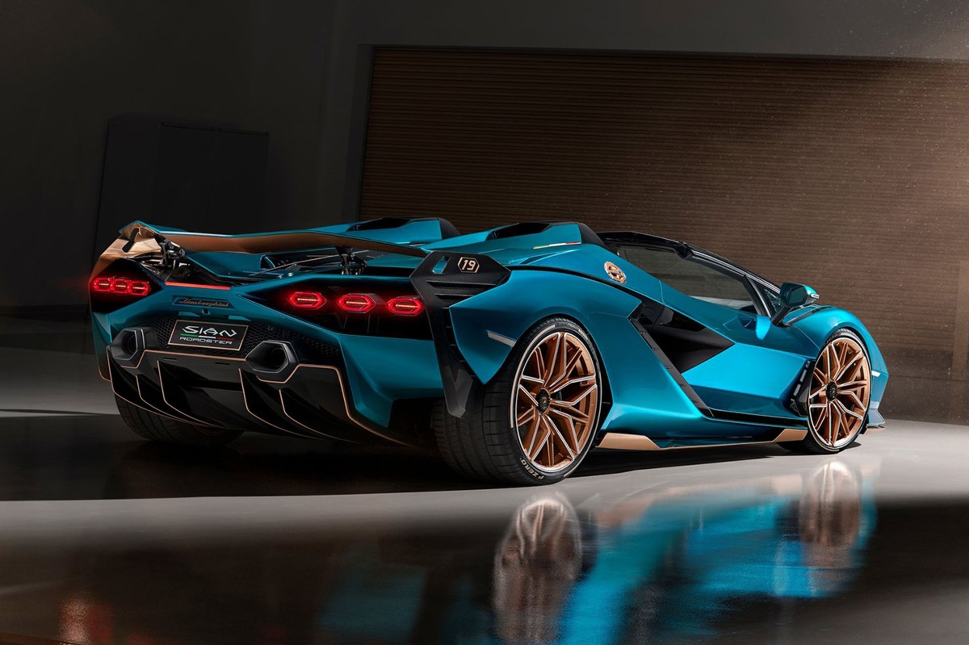 Lamborghini Sian Roadster / لامبورگینی سیان رودستر نمای روبرو