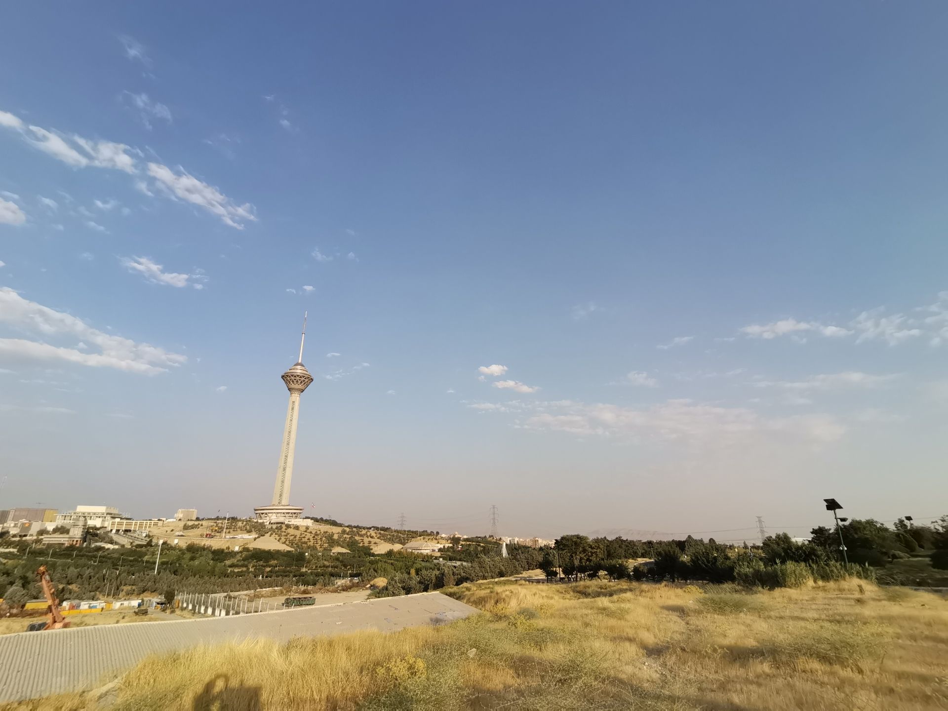 نمونه عکس اولتراواید هواوی نوا 7 آی - برج میلاد