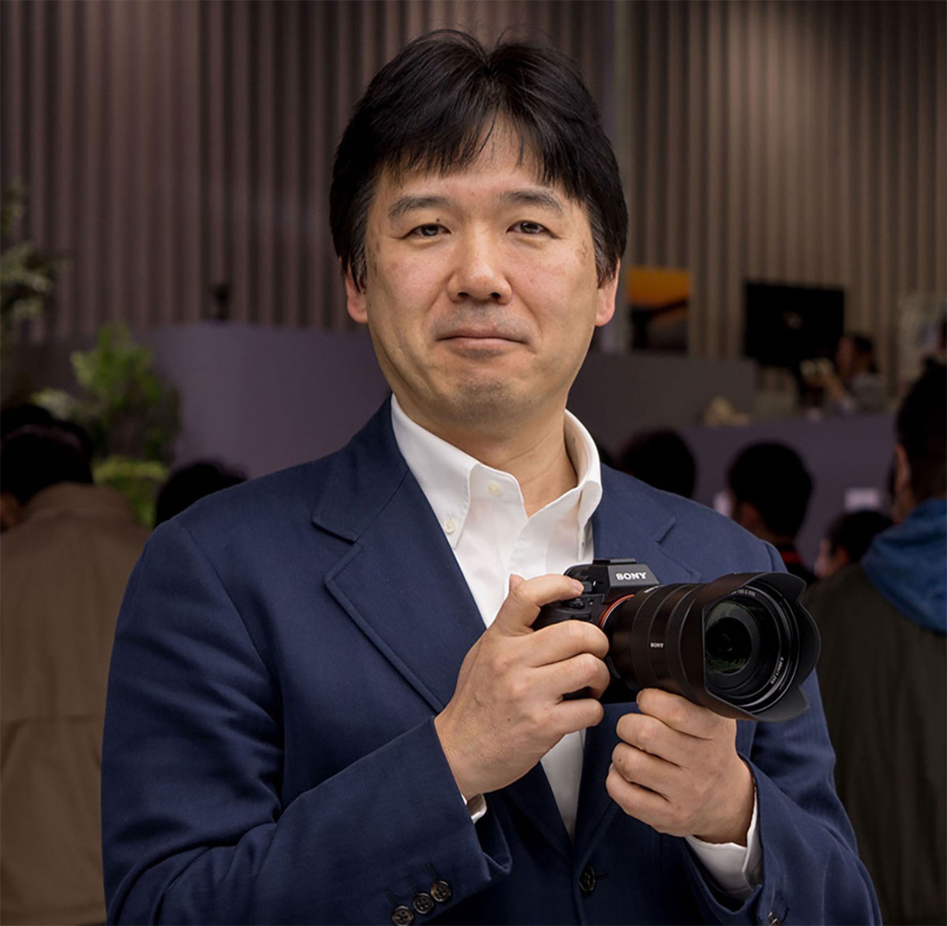 کنجی تاناکا، معاون ارشد و مدیر کل گروه تصویربرداری سونی