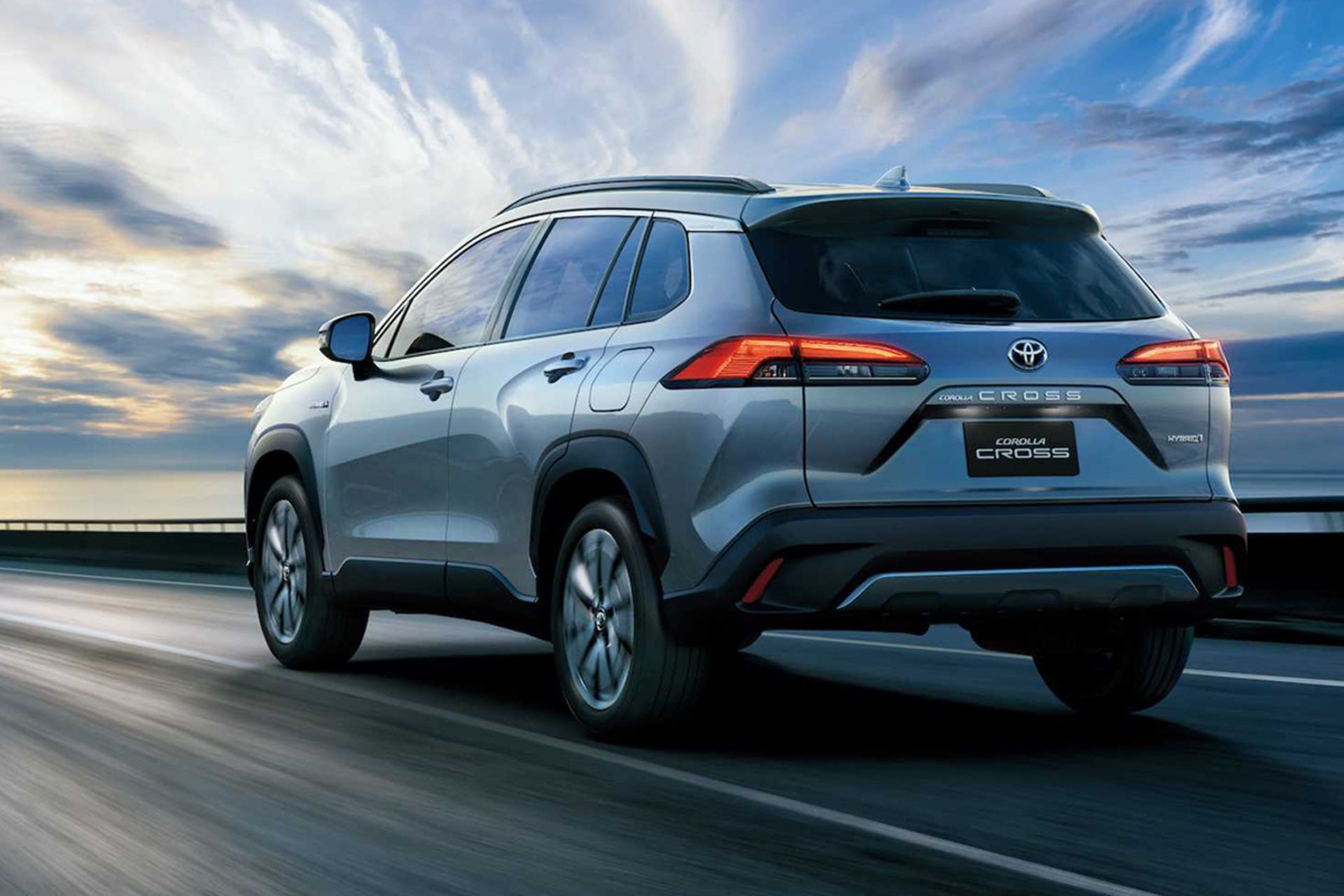  Toyota Corolla Cross / تویوتا کرولا کراس نمای پشت