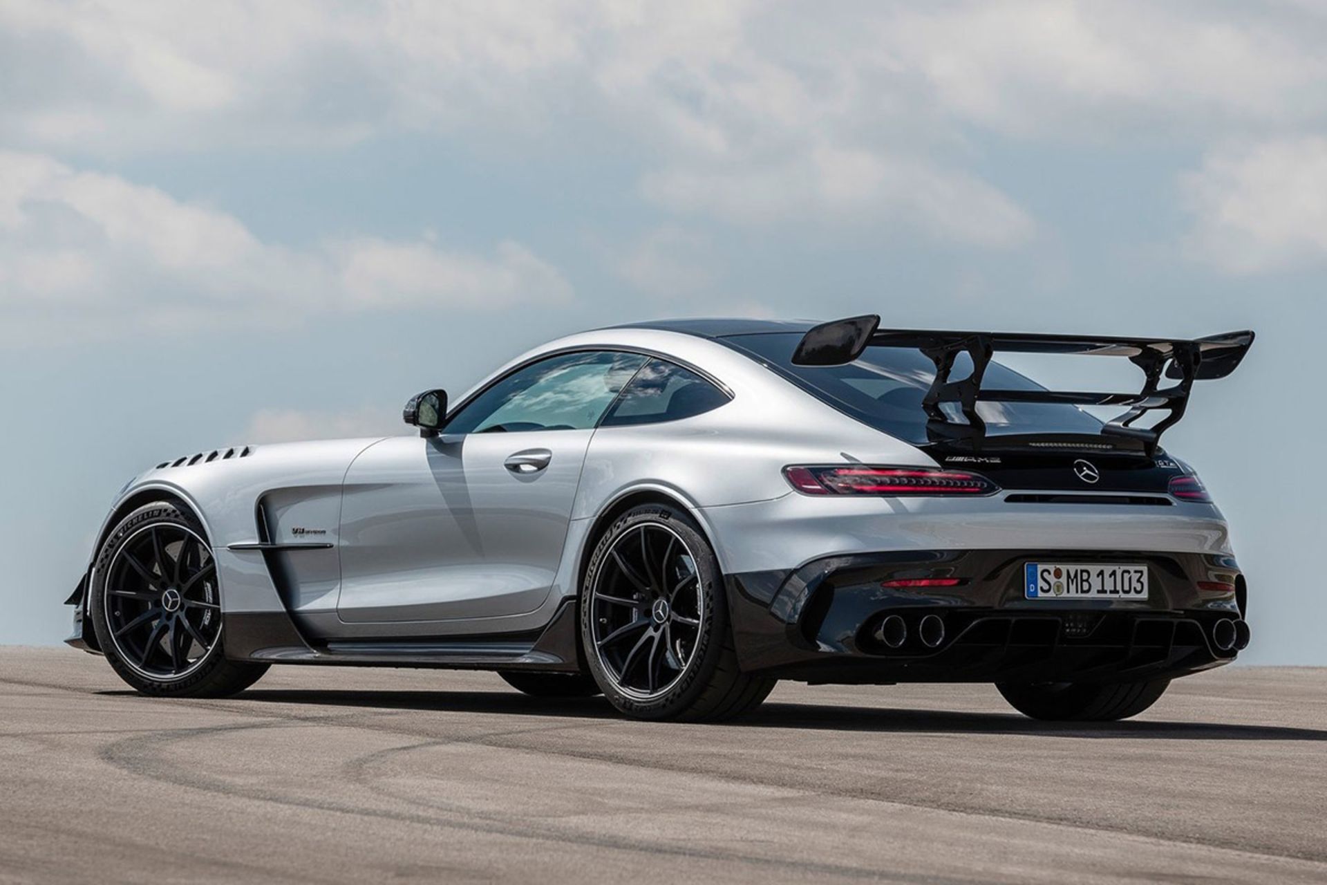  AMG GT Black Series بلک سریز 2021 نمای روبرو