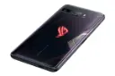 نمای پشت گوشی ایسوس ROG فون 3 استریکس در حالت قرار گرفته روی زمین