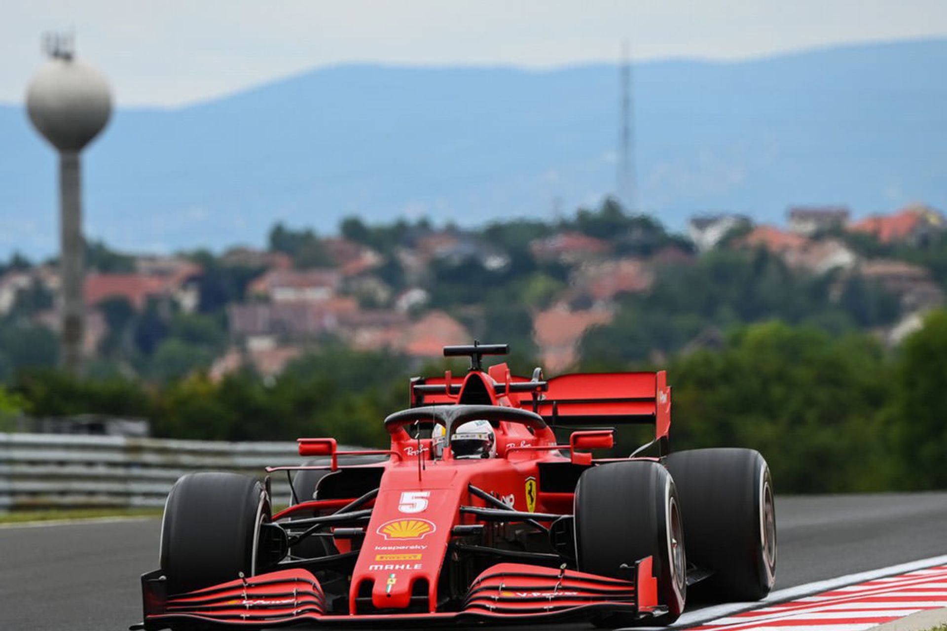 خودرو فرمول یک / formula 1 سباستین فتل از تیم فراری / ferrari در گرندپری مجارستان 2020