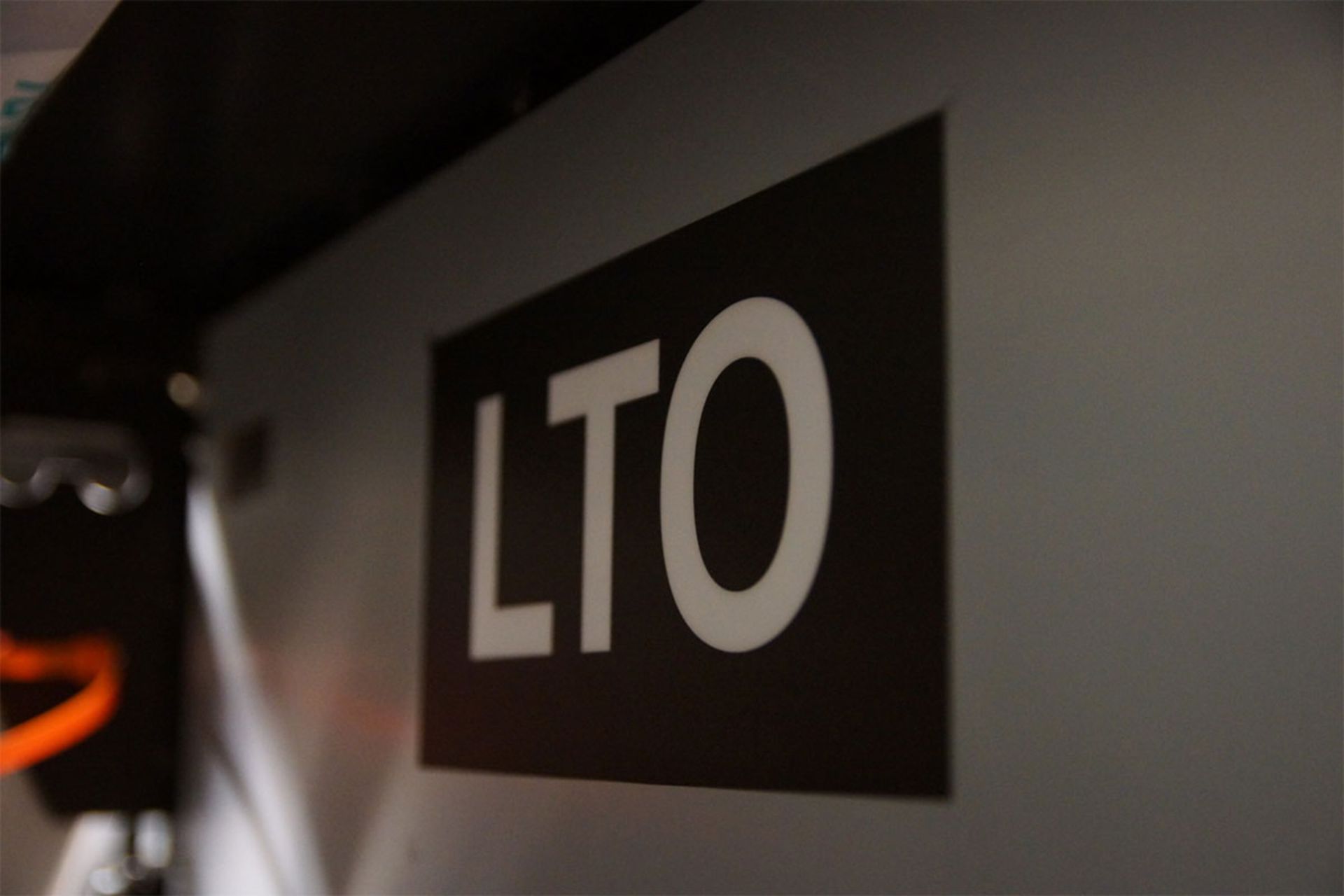 سیستم ذخیره سازی آرشیوی LTO