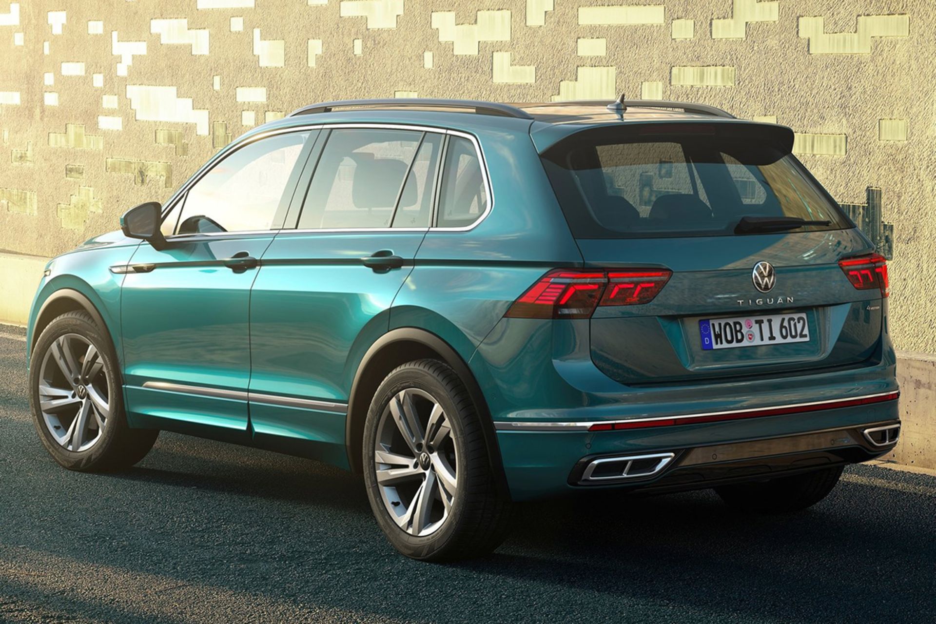 vw tiguan  / فولکس واگن تیگوان 2022 نمای پشت و جانبی