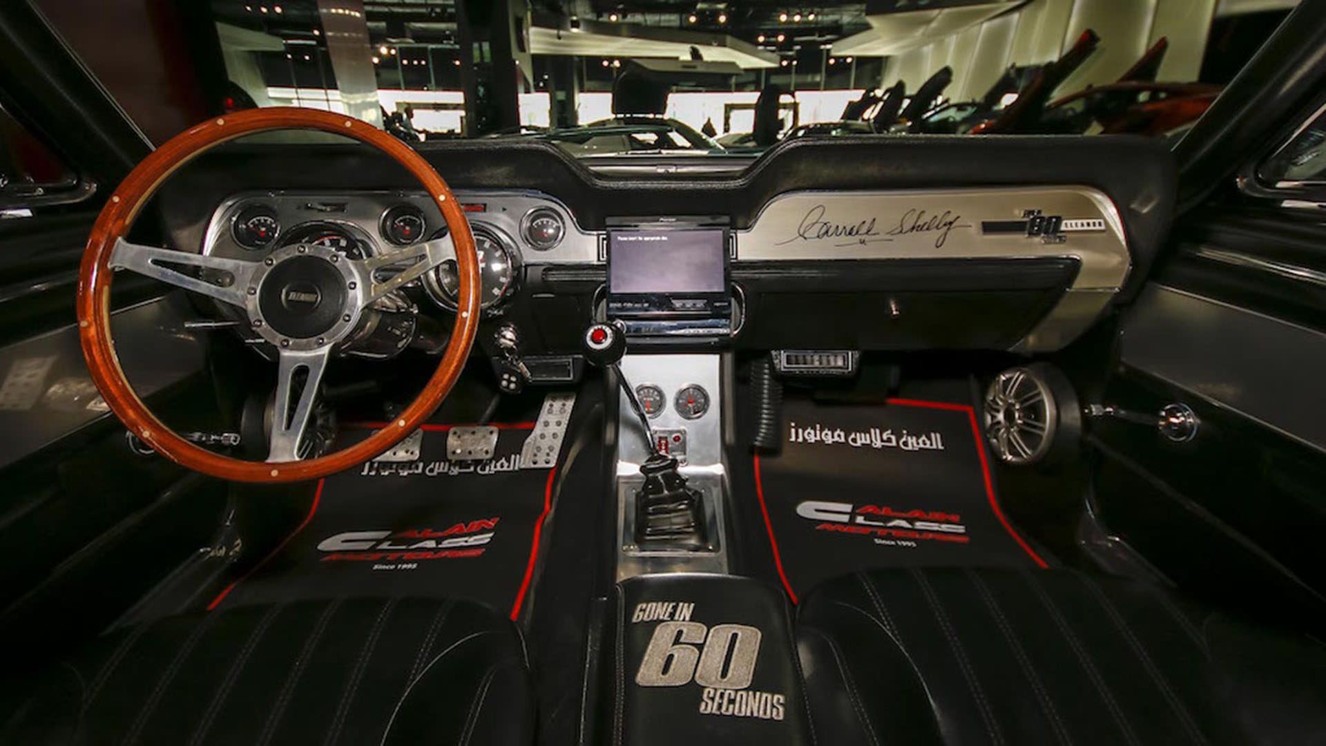 داشبورد خودرو عضلانی فورد موستانگ شلبی gt500 النور در فیلم سینمایی سرقت در 60 ثانیه