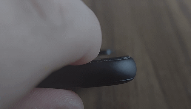 جداشدن شیشه پشتی پیکسل 4 ایکس ال گوگل به دلیل تورم باتری