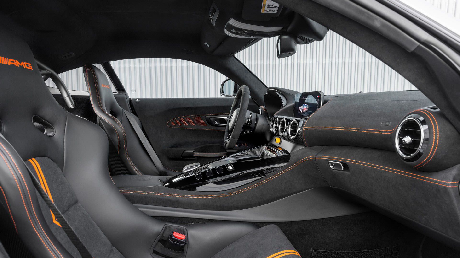 کابین خودرو مرسدس amg gt سری بلک / Mercedes-AMG GT Black Series