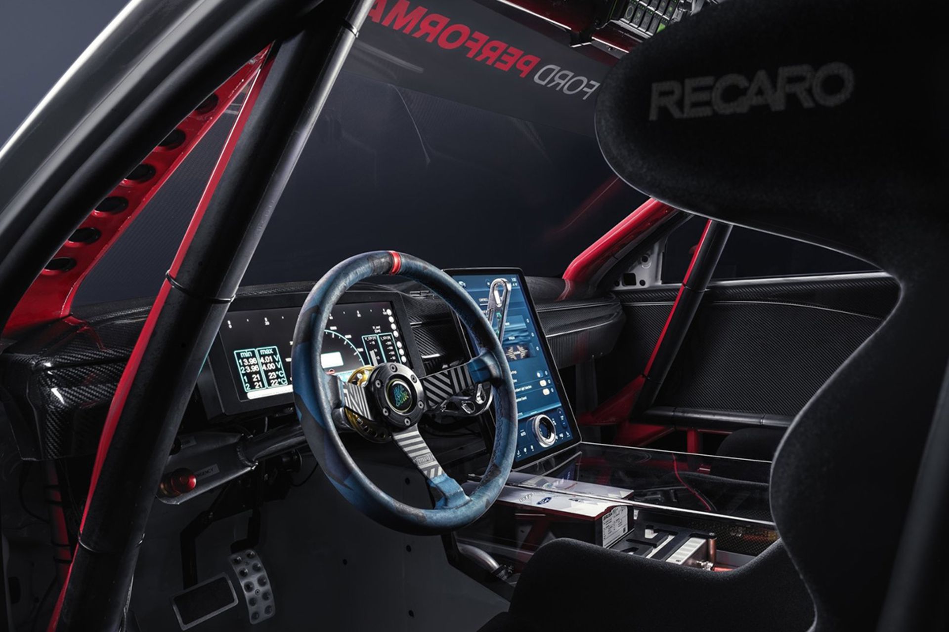 Ford Mustang Mach-E 1400   موستانگ مک ای 1400 نمای کابین