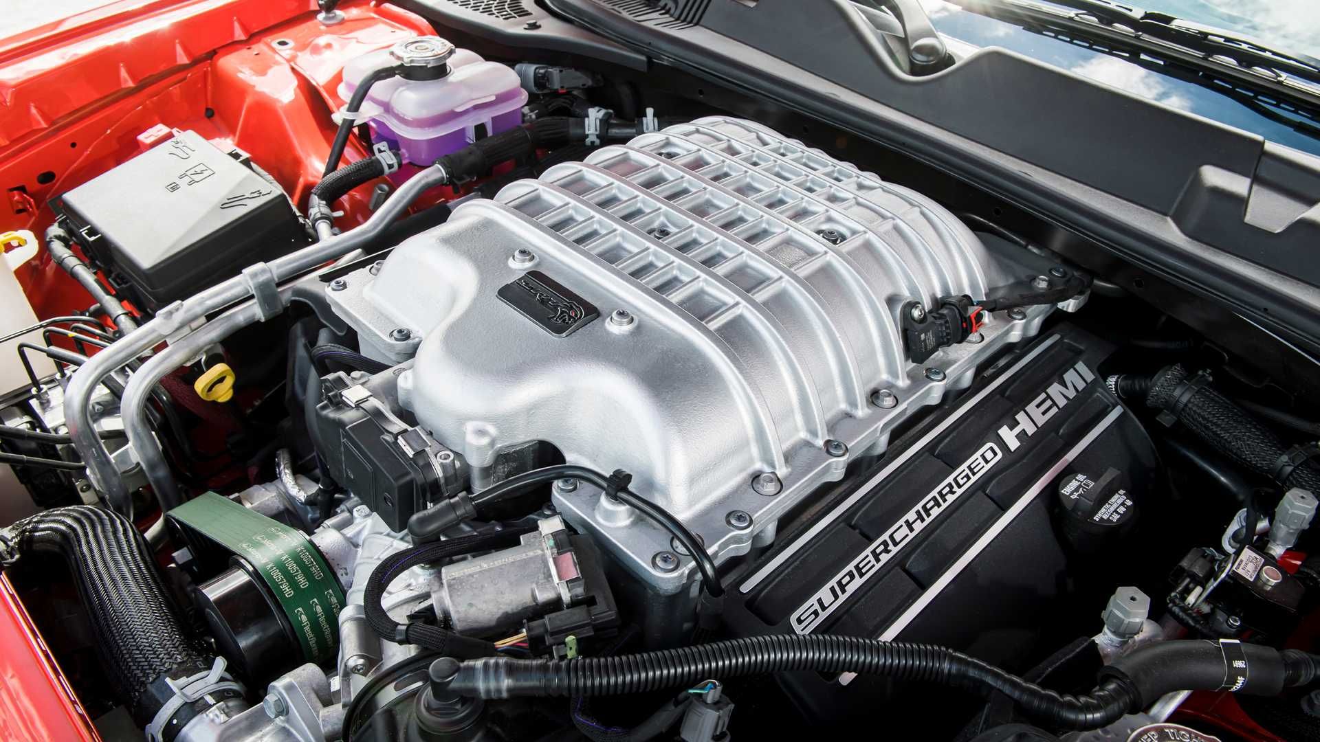 پیشرانه خودرو دوج چلنجر اس آر تی سوپر استاک / Dodge Challenger SRT Super Stock 