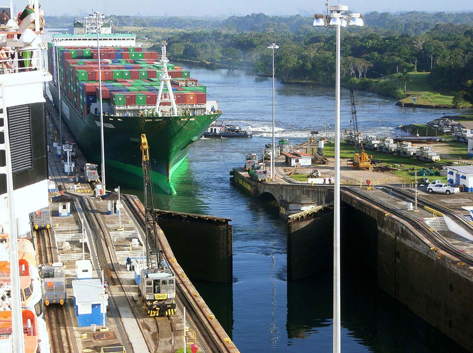 سد سلولی کانال پاناما / Panama Canal