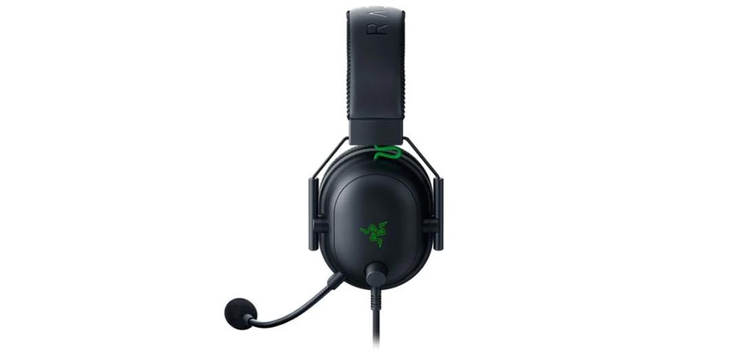 نیم رخ هدفون گیمینگ ریزر بلک شارک وی 2 / Razer BlackShark V2