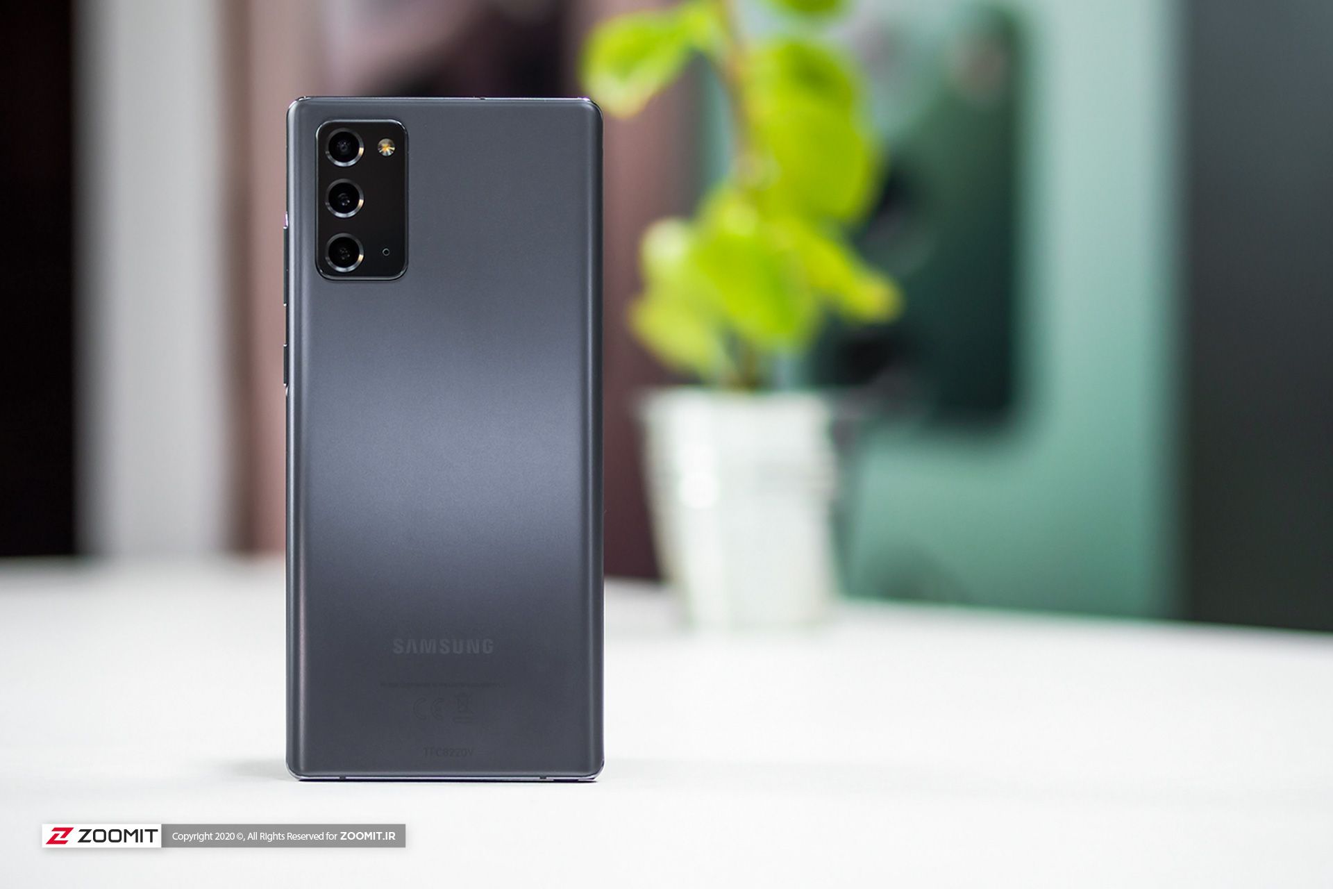 نمای پشت سامسونگ گلکسی نوت 20 