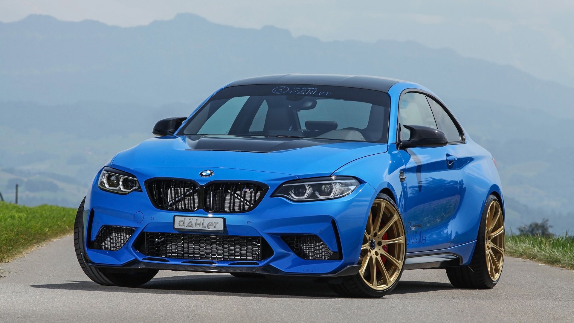 نمای اصلی خودرو بی ام و ام 2 سی اس / Dahler BMW M2 CS آبی رنگ با تیونینگ داهلر 