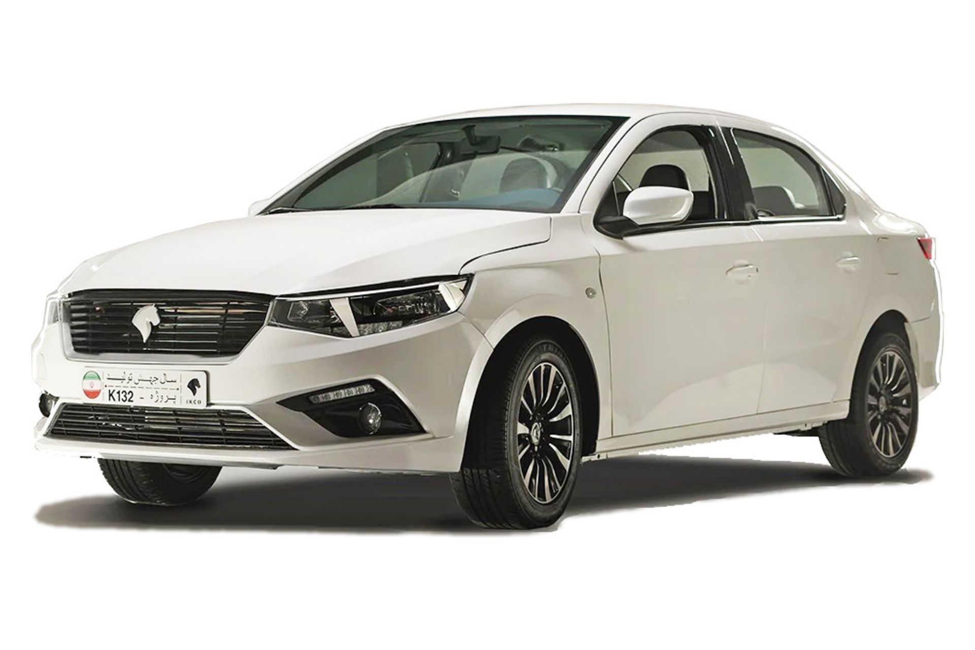 نمای جلو ایران خودرو تارا K132 رنگ سفید / IKCO K132
