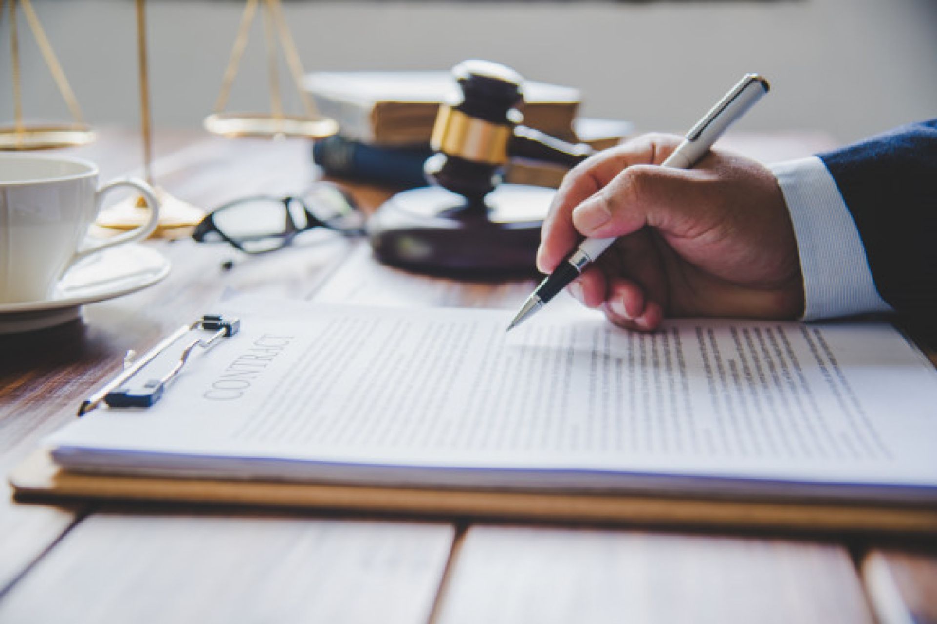 خدمات حقوقی لامینگو