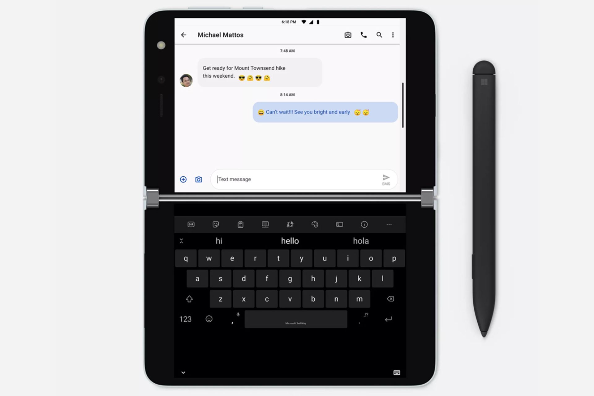 نمای جلو سرفیس دوئو مایکروسافت / Microsoft Surface Duo در کنار قلم سرفیس پس