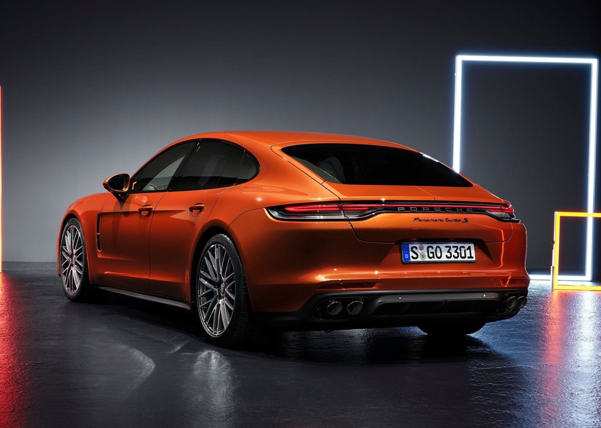 Porsche Panamera پانامرا استاندارد 2021