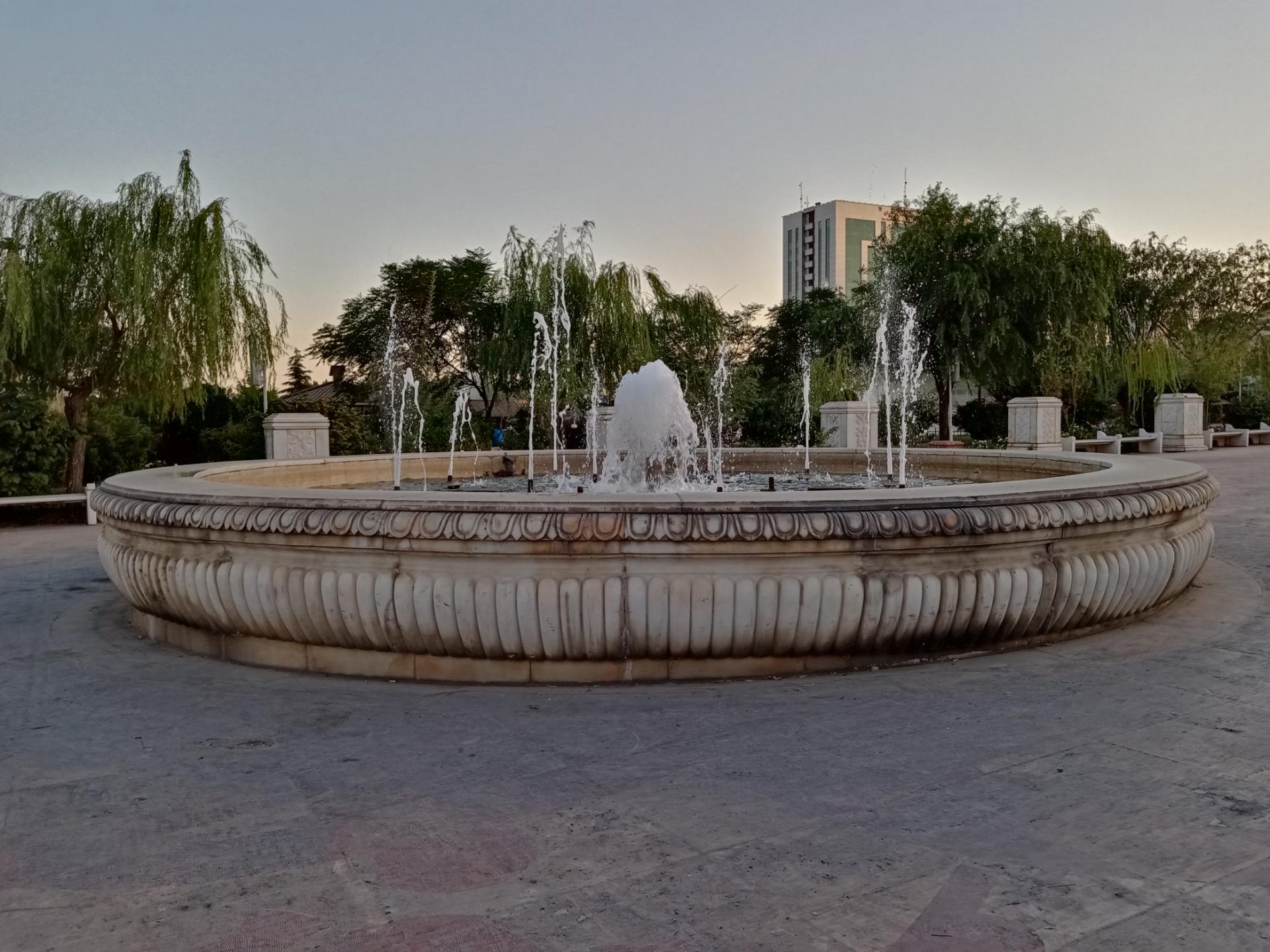 نمونه عکس گرفته شده با دوربین اصلی آنر 9A در روز