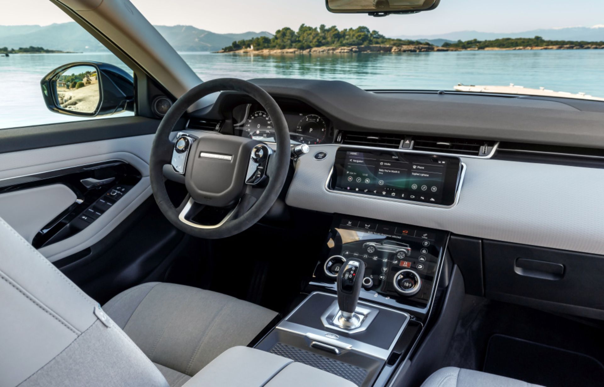 Range Rover Evoque  رنجرور ایوک 2021
