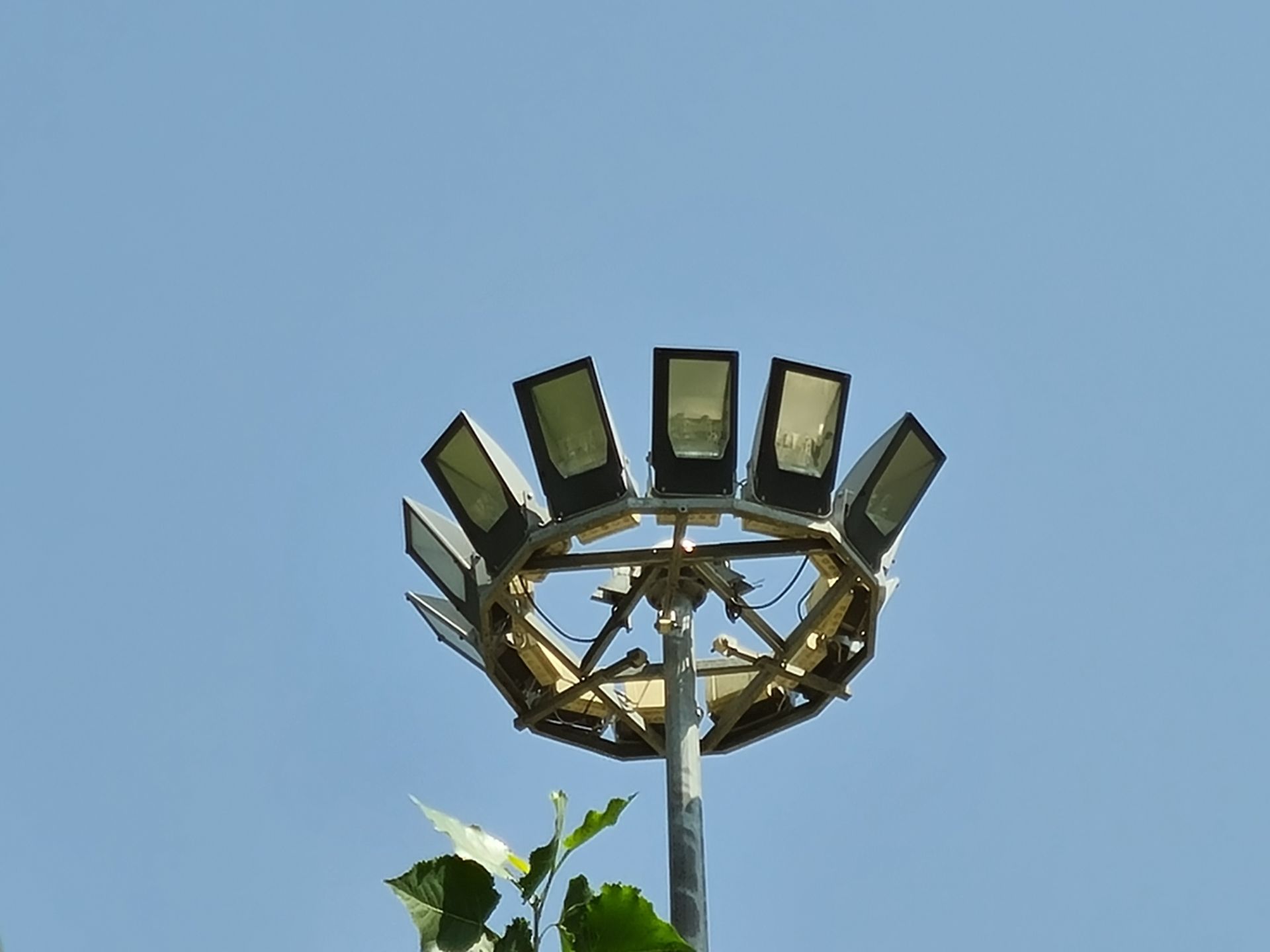 نمونه عکس 10X گلکسی نوت ۲۰ - پروژکتور بوستان نهج البلاغه