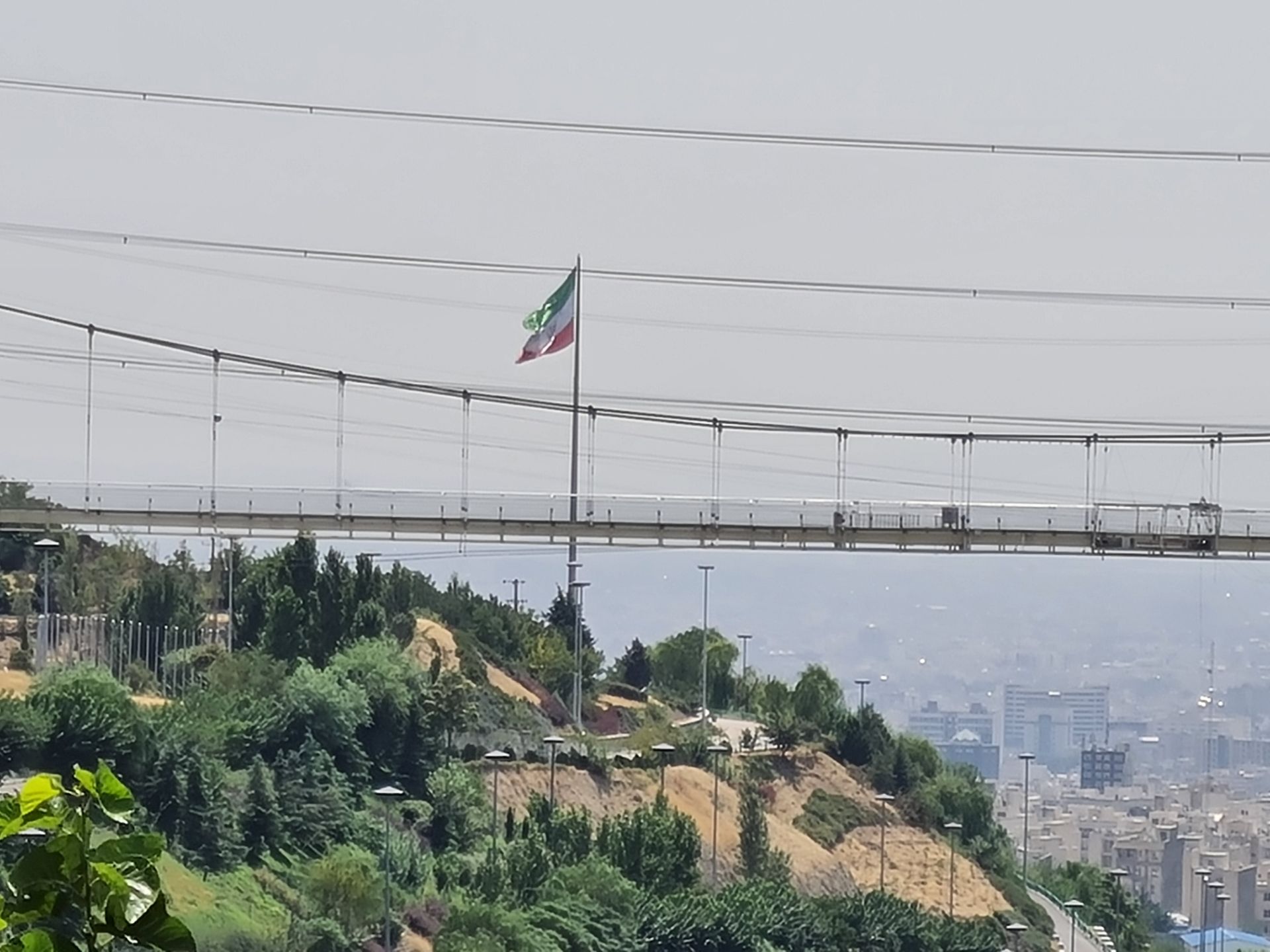 نمونه عکس 10X گلکسی نوت ۲۰ - پل معلق بوستان نهج البلاغه