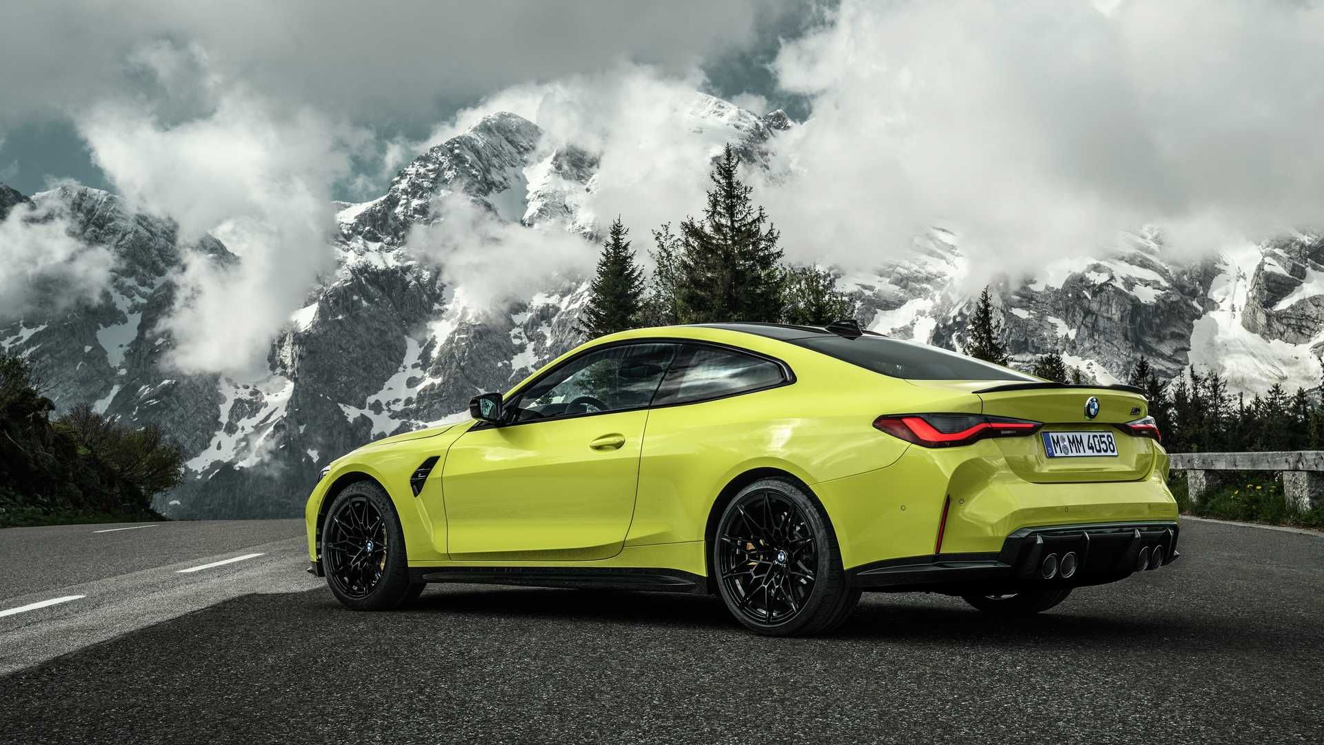 BMW  M4 2021 بی ام و  M4 