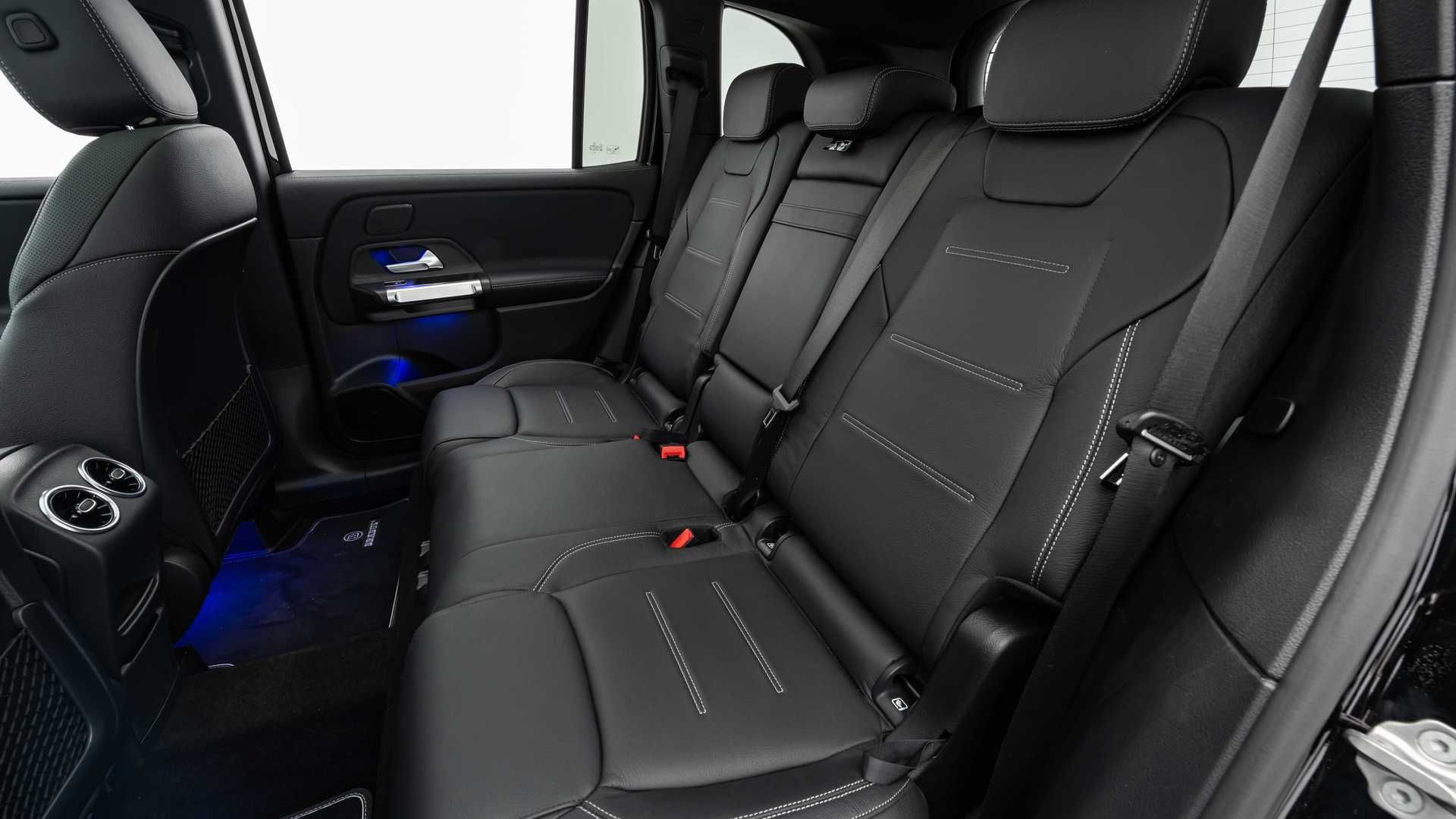 نمای صندلی عقب کراس اور مرسدس بنز جی ال بی تیونینگ برابوس / Brabus Mercedes-Benz GLB 