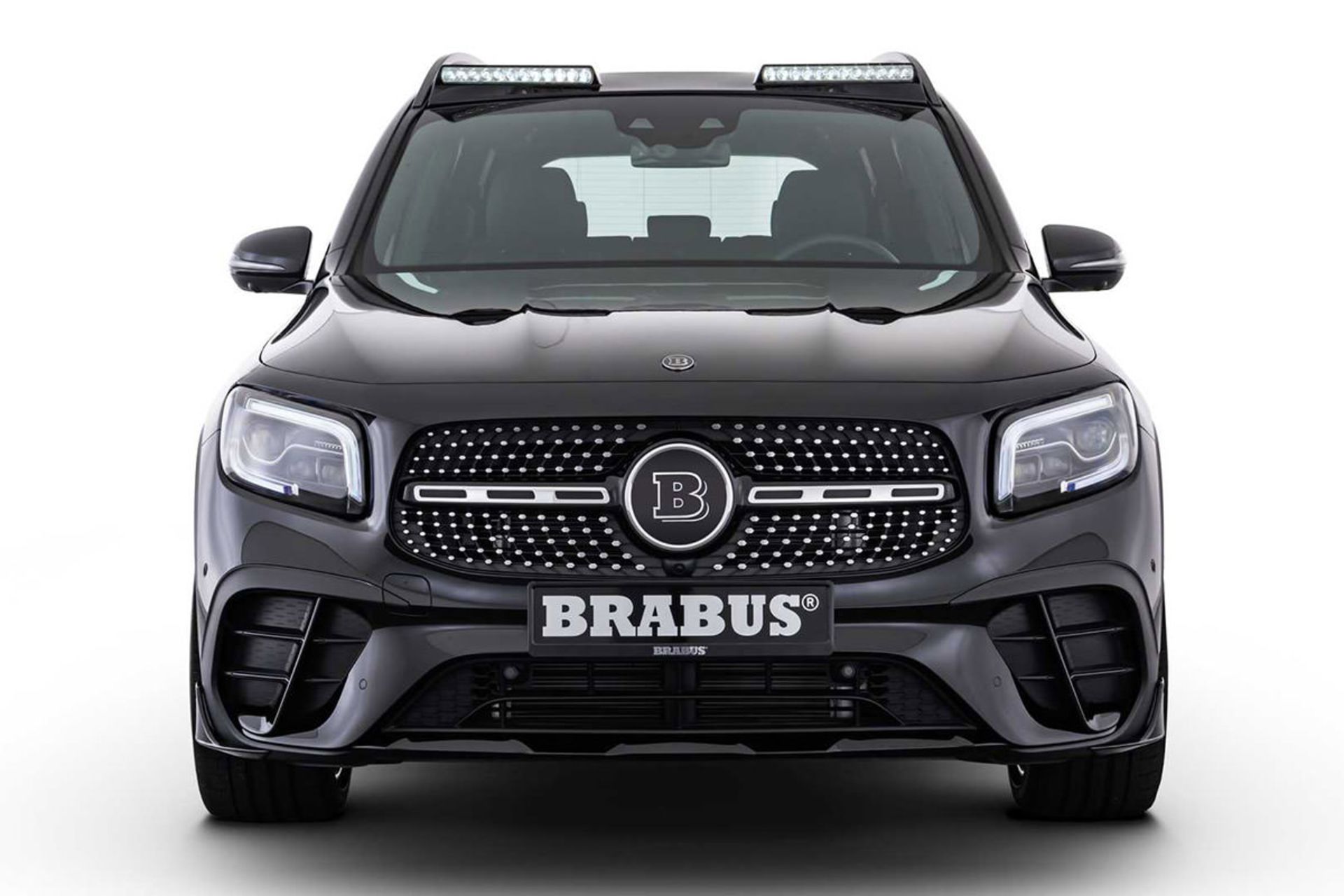 نمای جلو کراس اور مرسدس بنز جی ال بی تیونینگ برابوس / Brabus Mercedes-Benz GLB مشکی رنگ